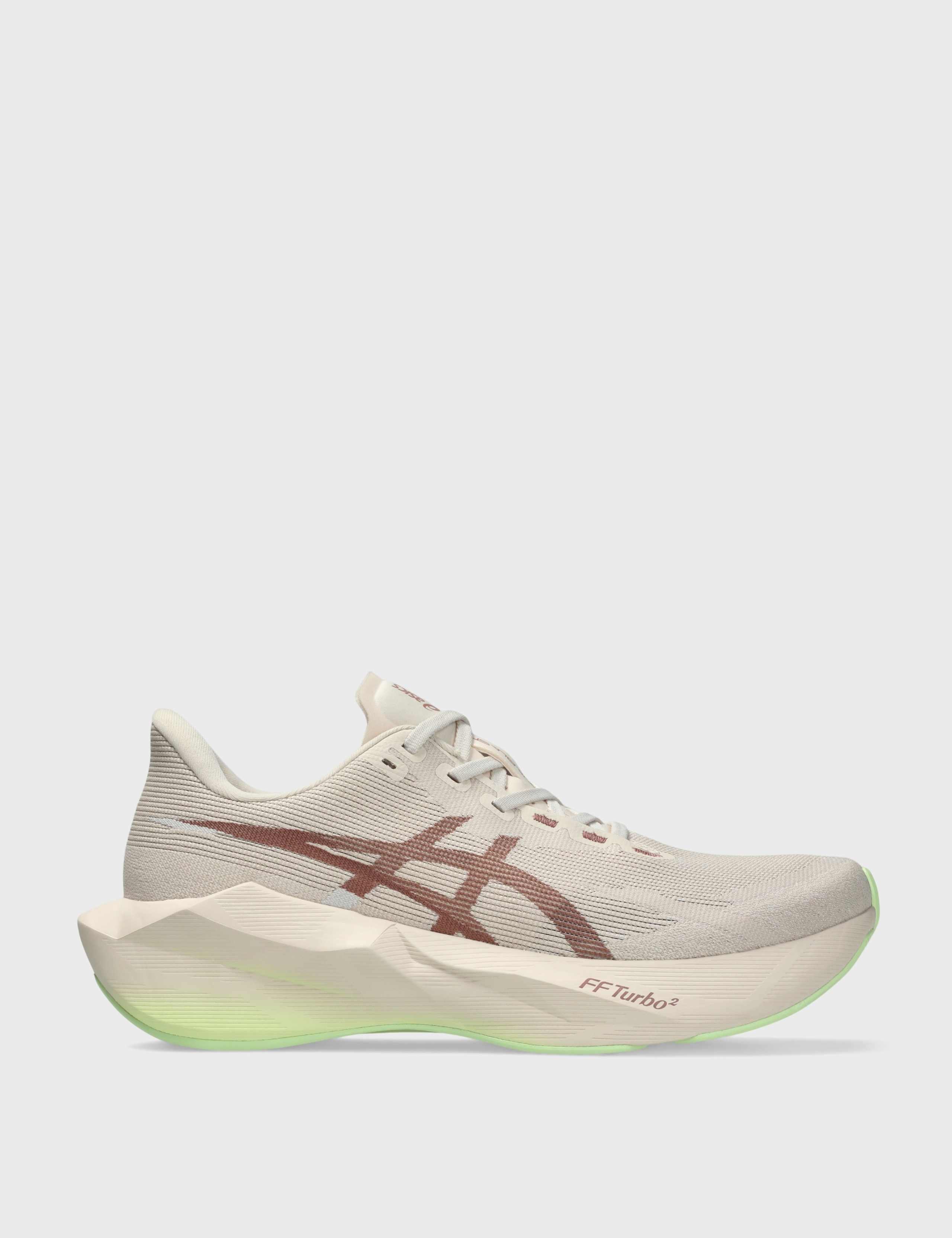 Novablast 6 Running Trainers