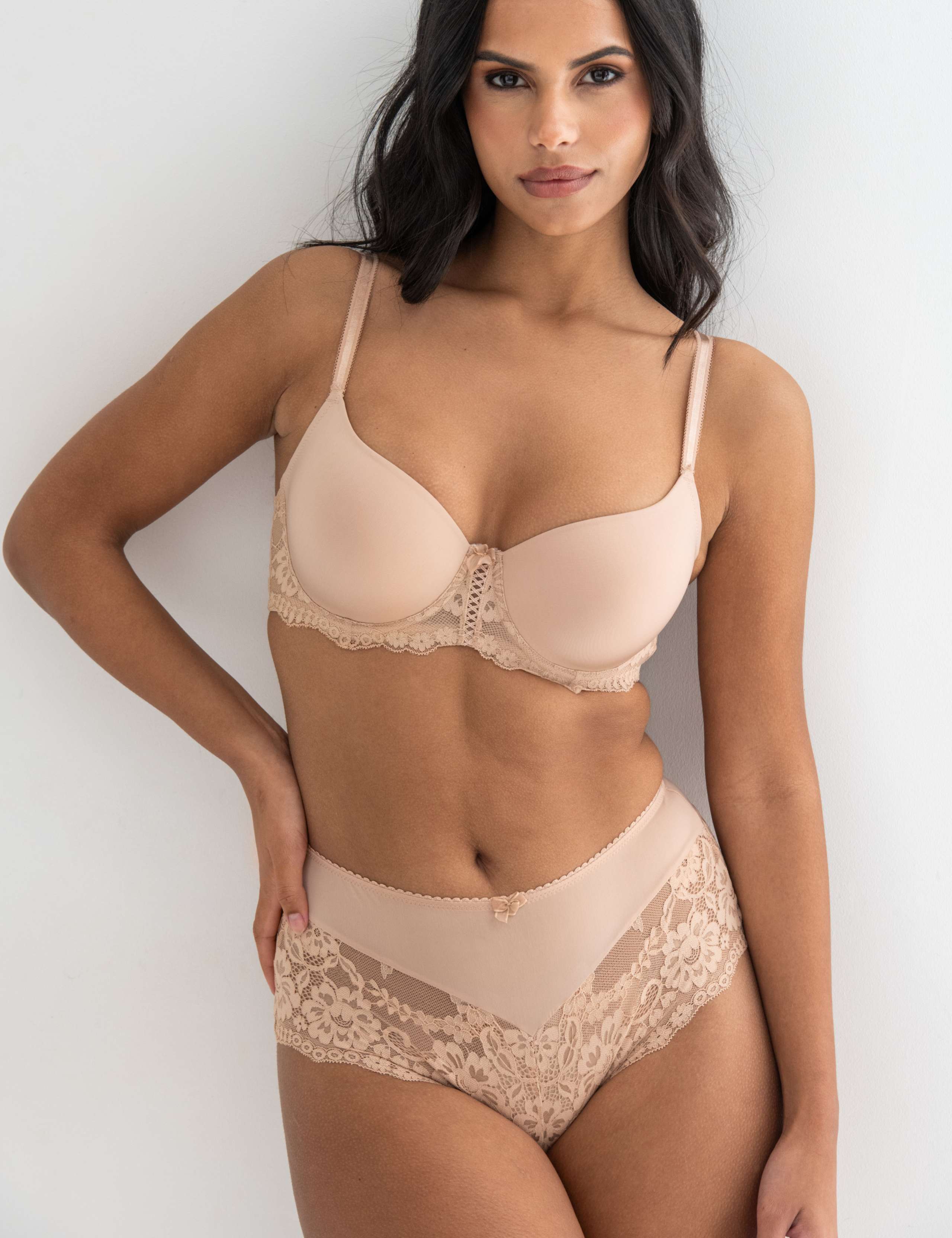 Fleur Wired Balconette Bra (A-E)