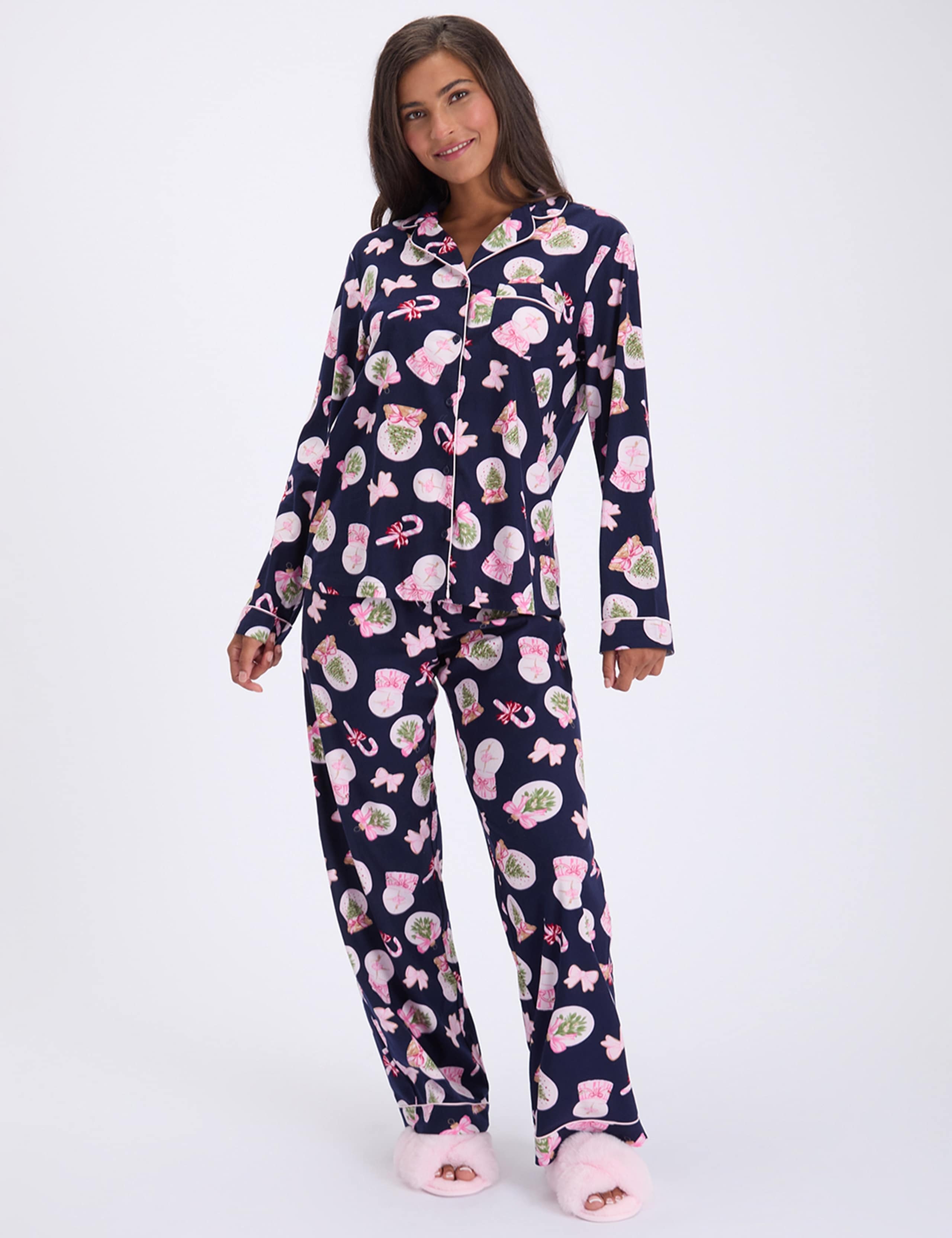 Fleece Snow Globe Pyjama Set in a Bag