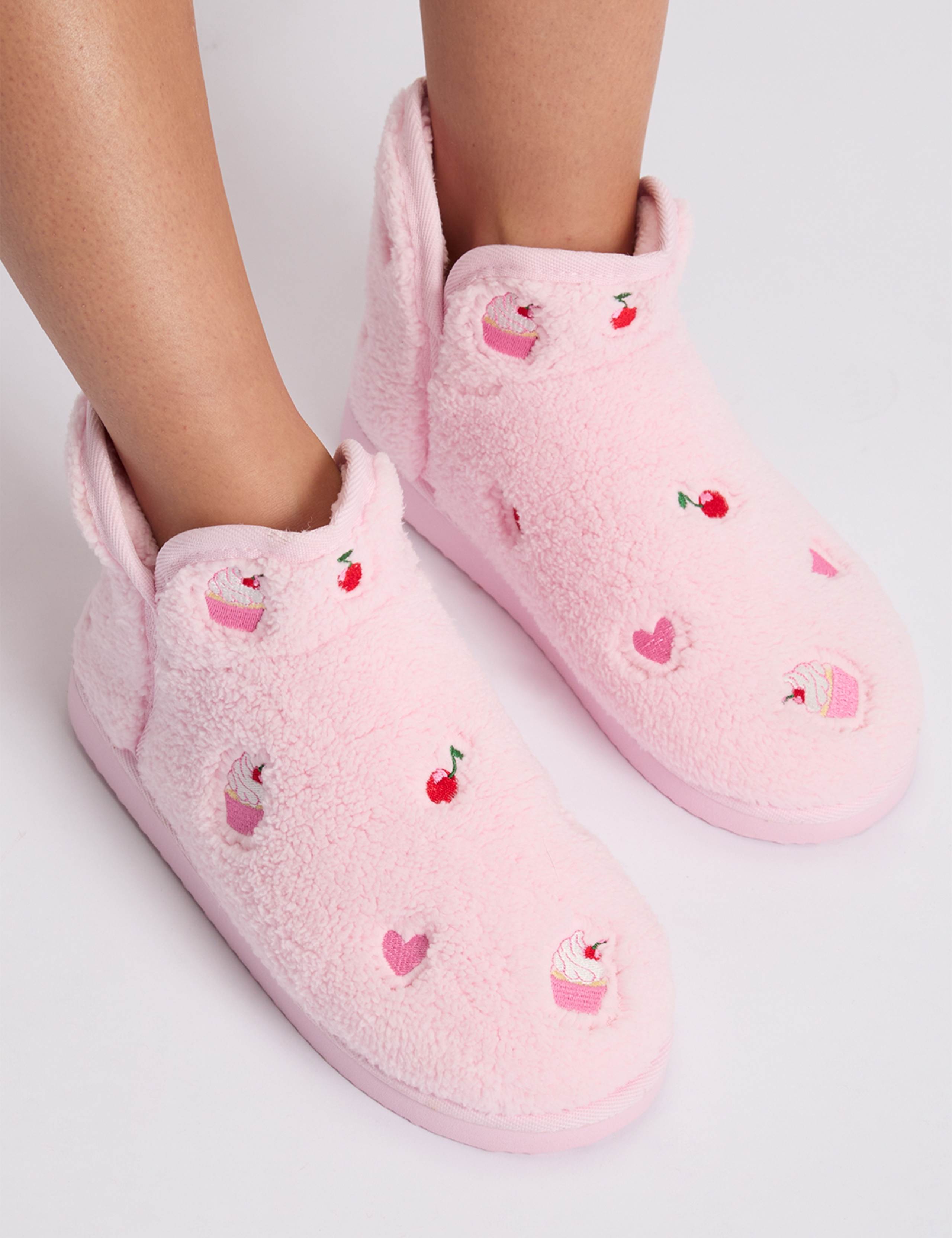 Borg Cupcake Embroidered Slipper Boots