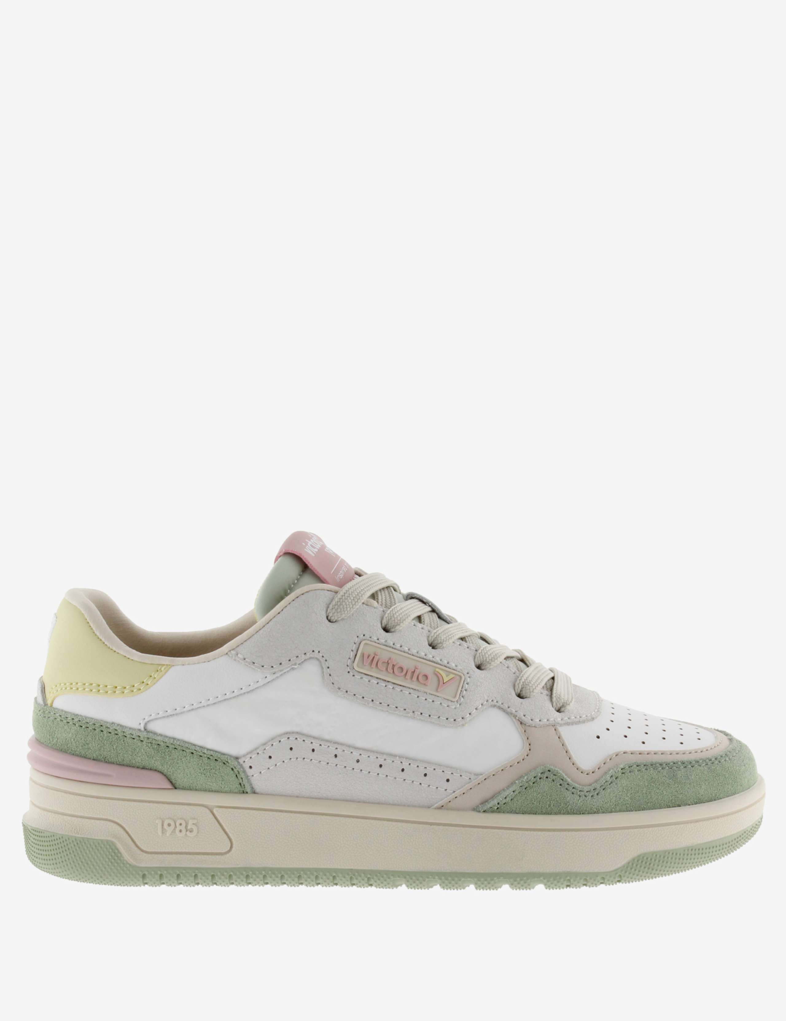 C80 Leather Lace Up Perforated Trainers