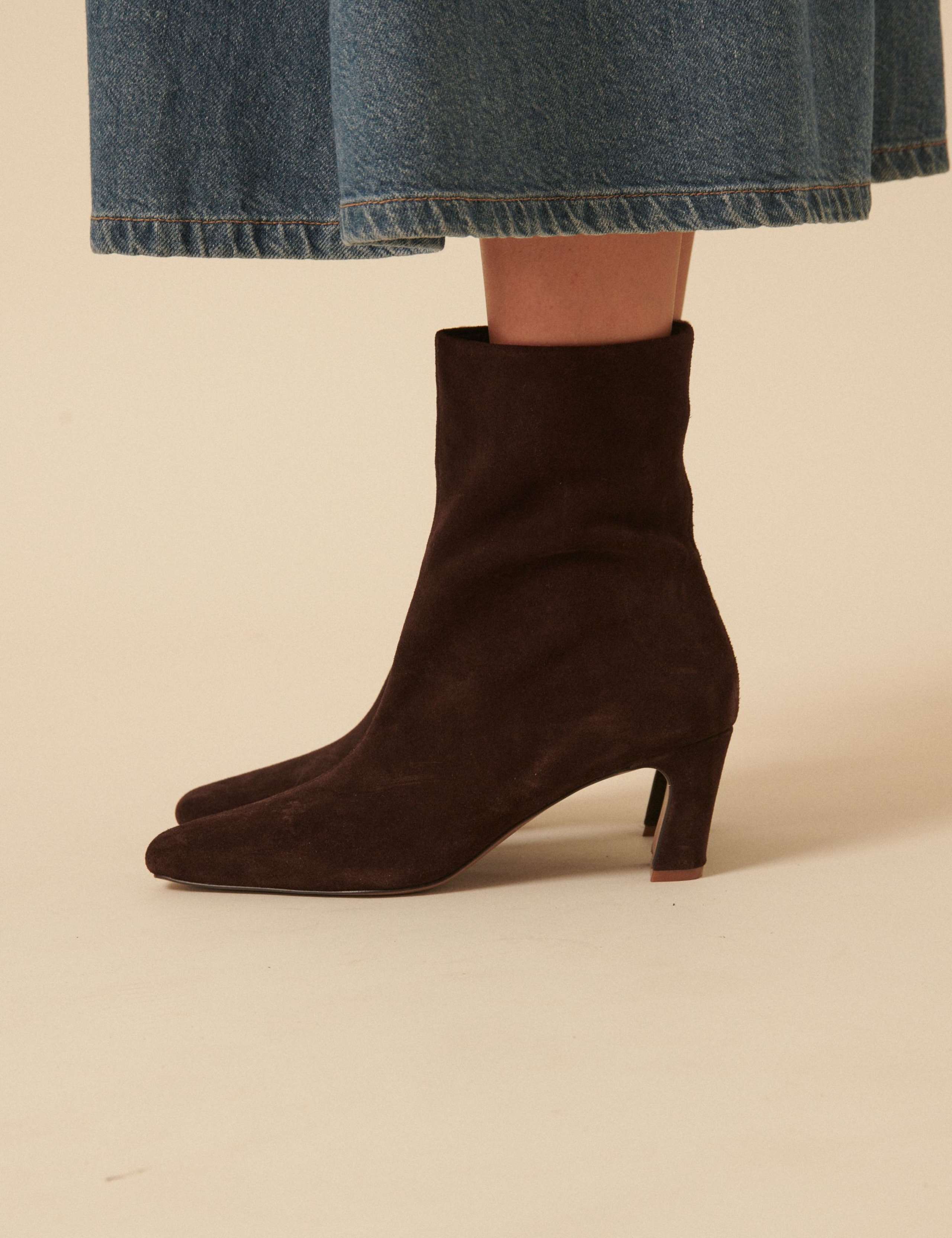 Suede Block Heel Pointed Ankle Boots