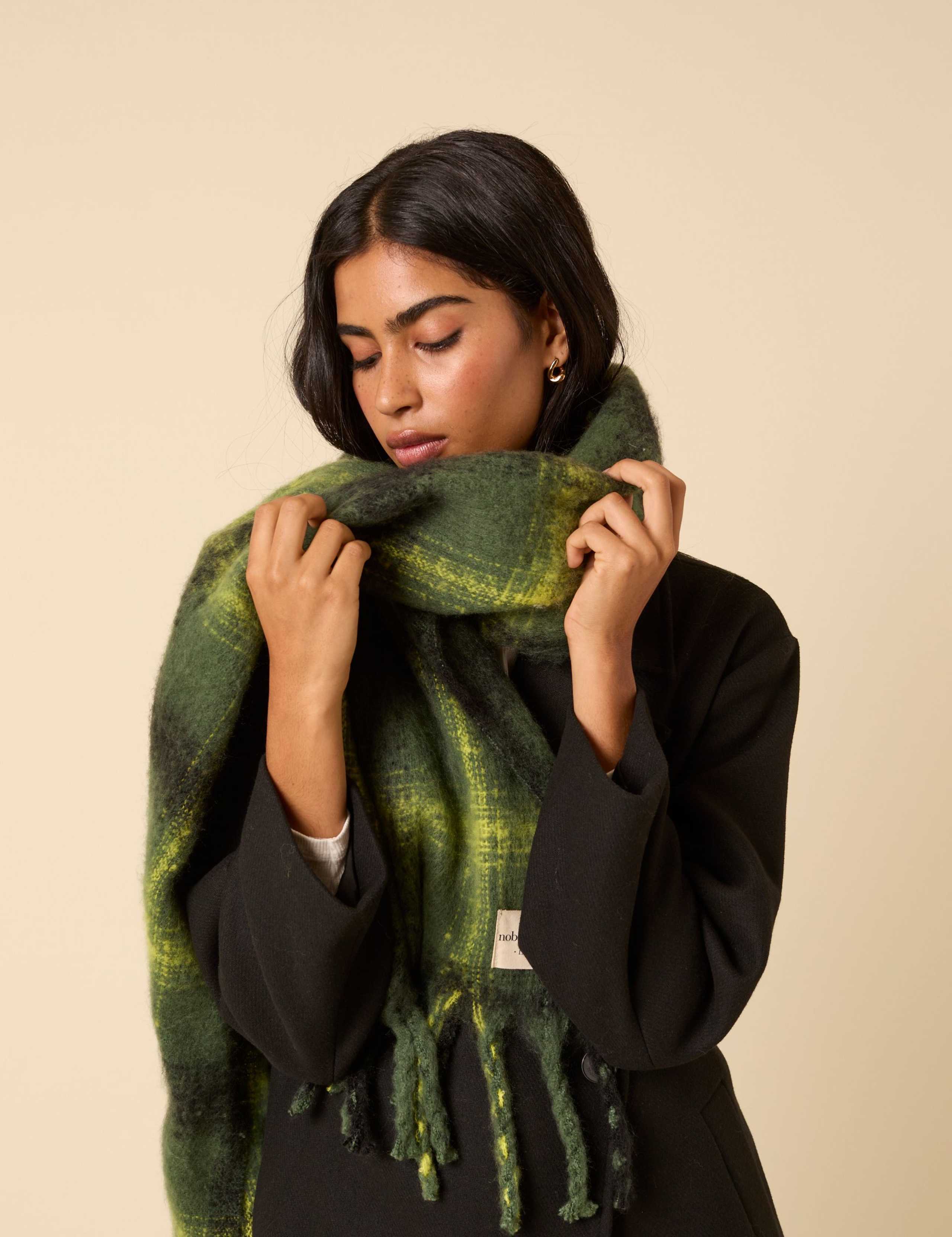 Checked Tassel Scarf