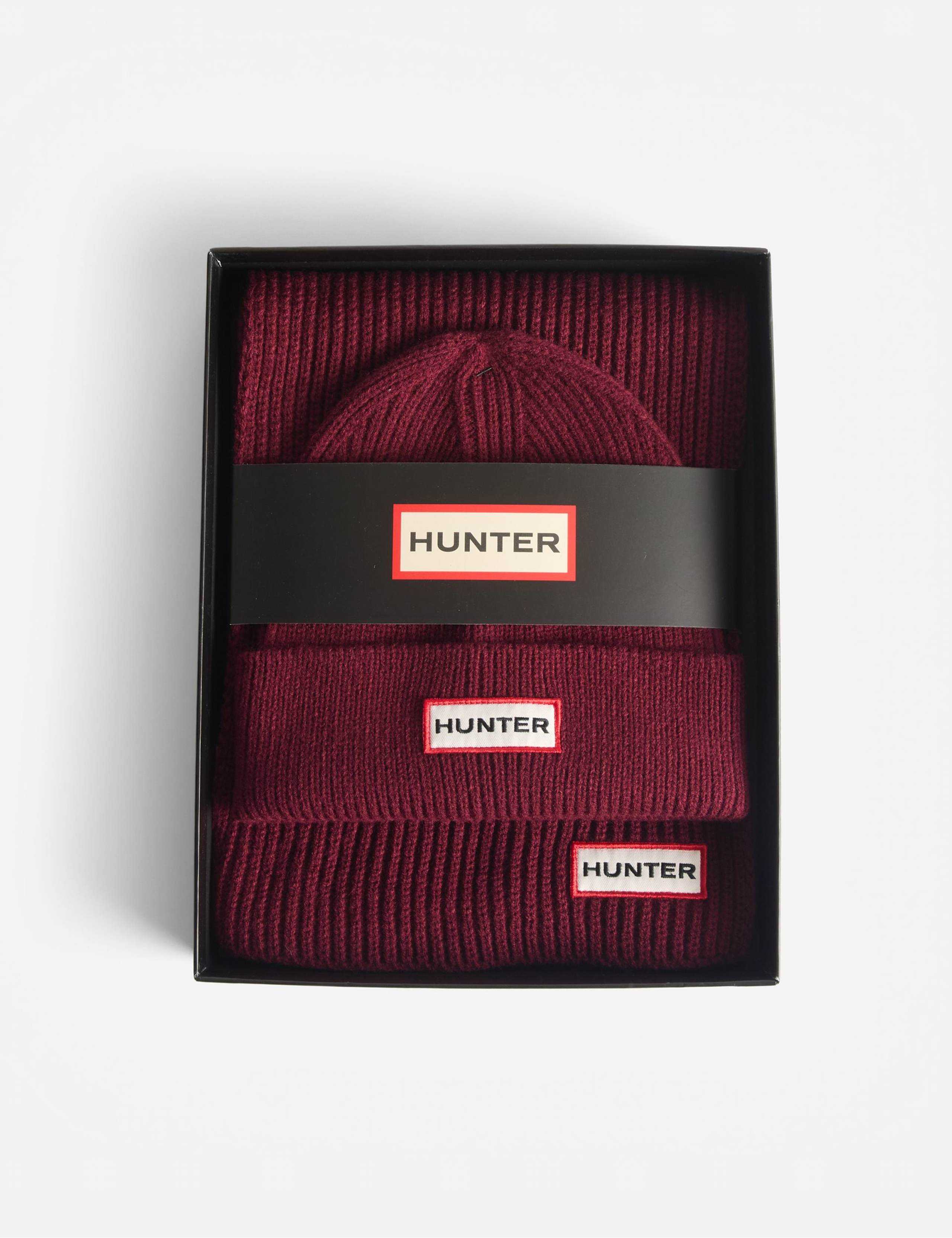 Knitted Hat & Scarf Set