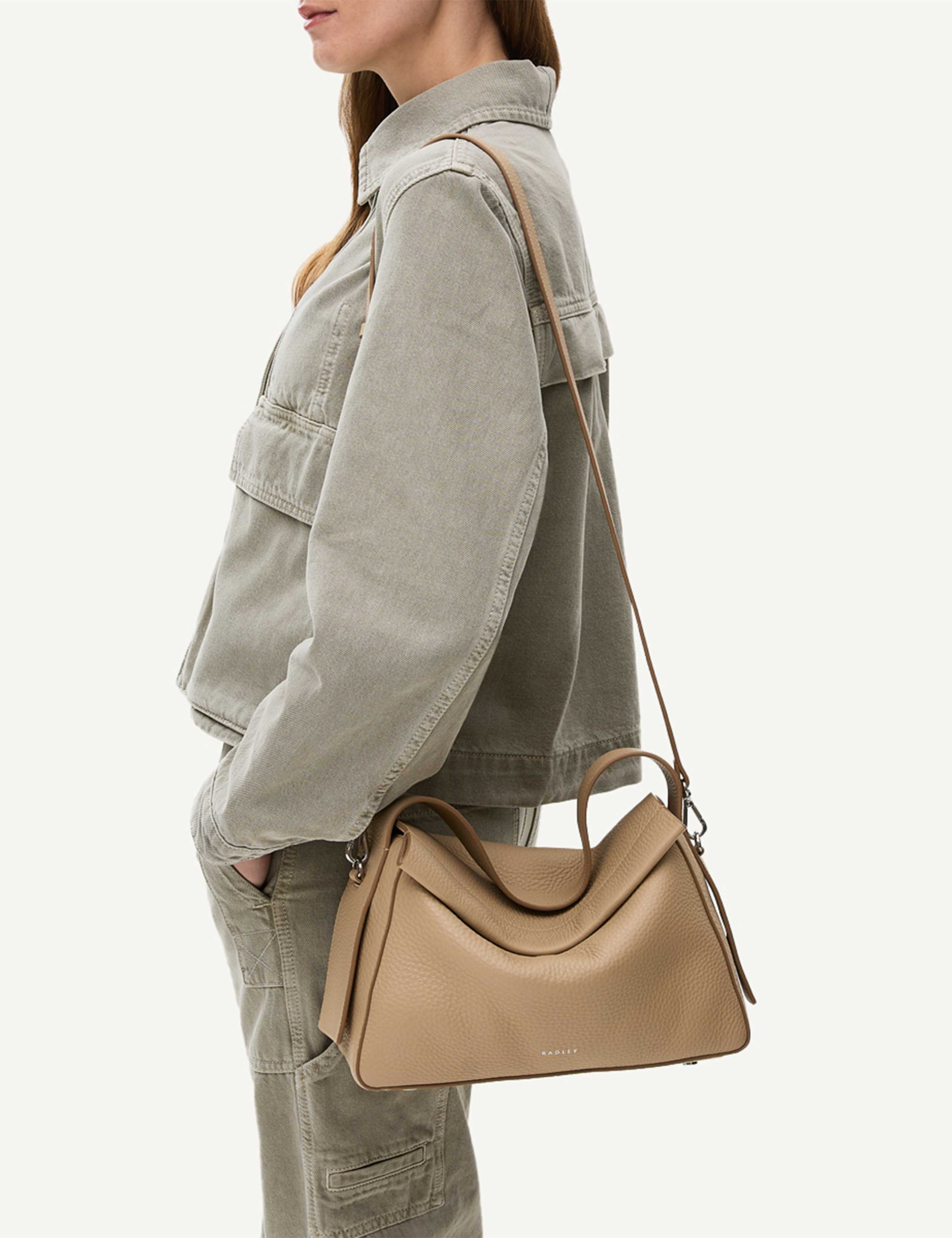 De Beauvoir Leather Medium Zip Grab Bag