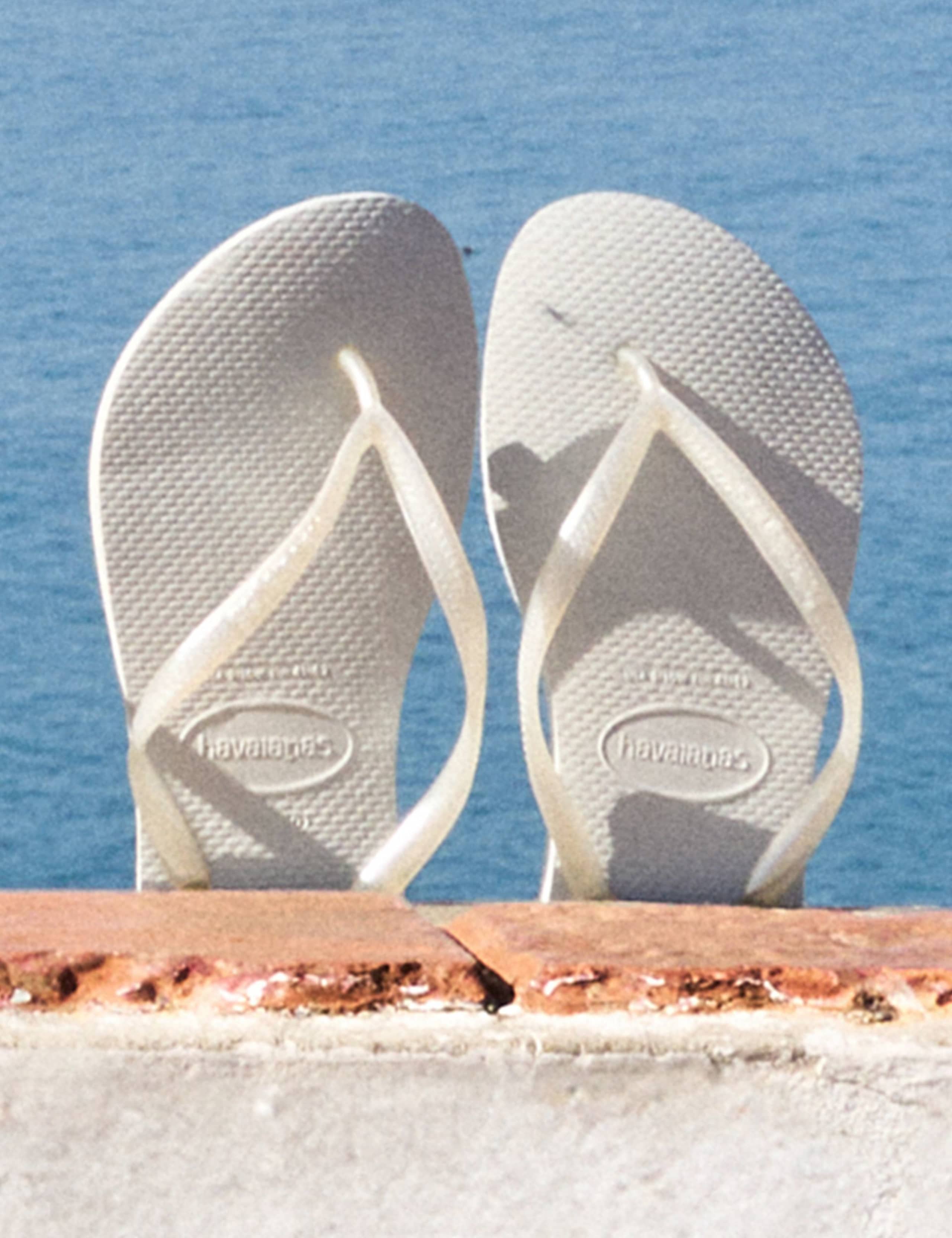 Flat Flip Flops