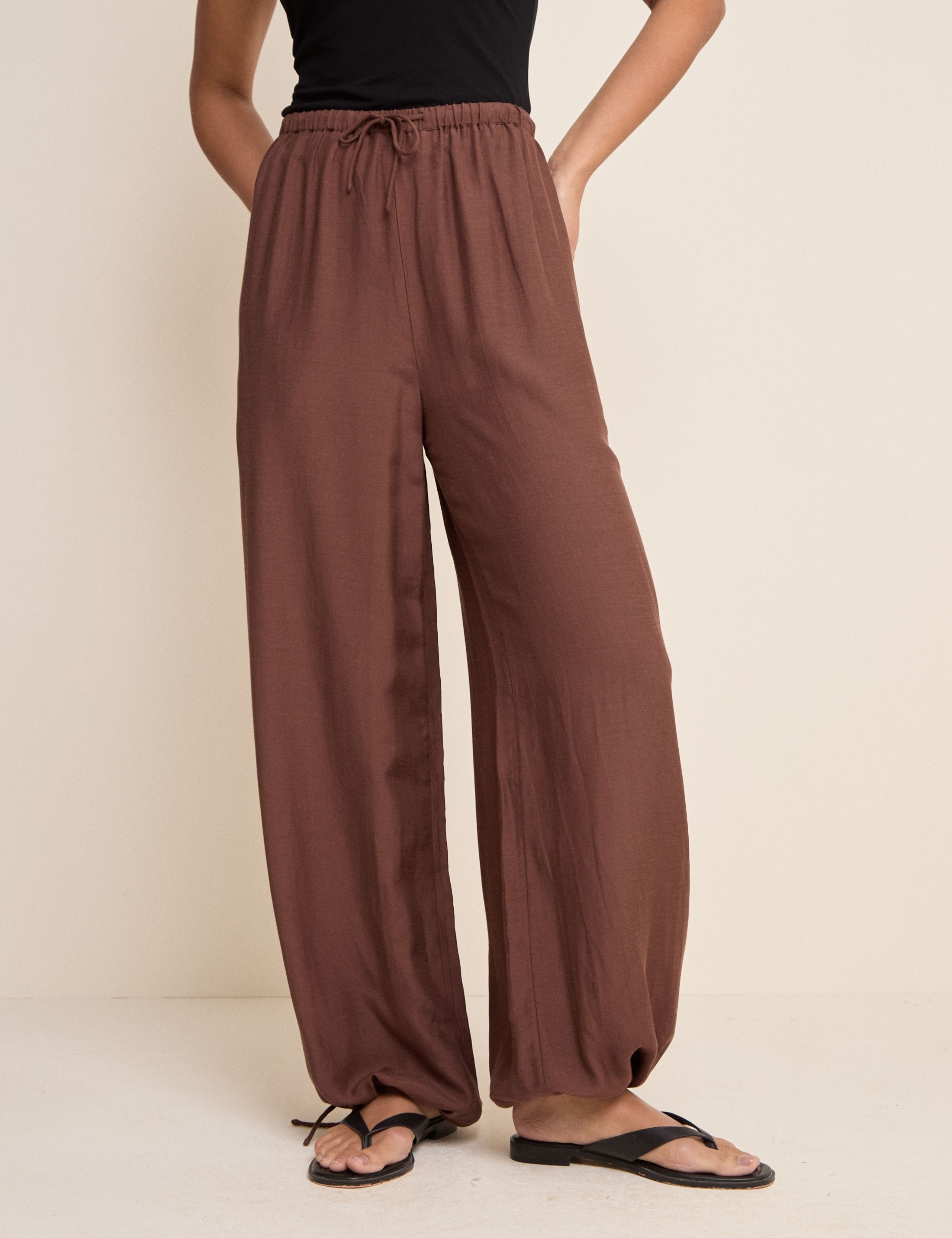 Balloon Cuffed Relaxed Trousers with Linen