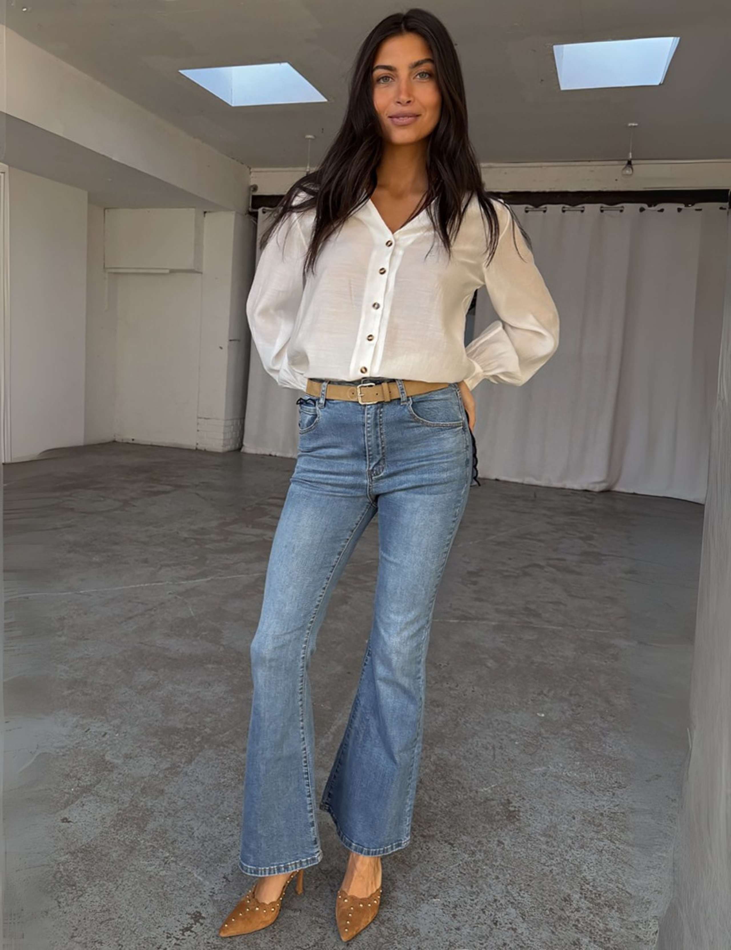High Waisted Scallop Pocket Flared Jeans