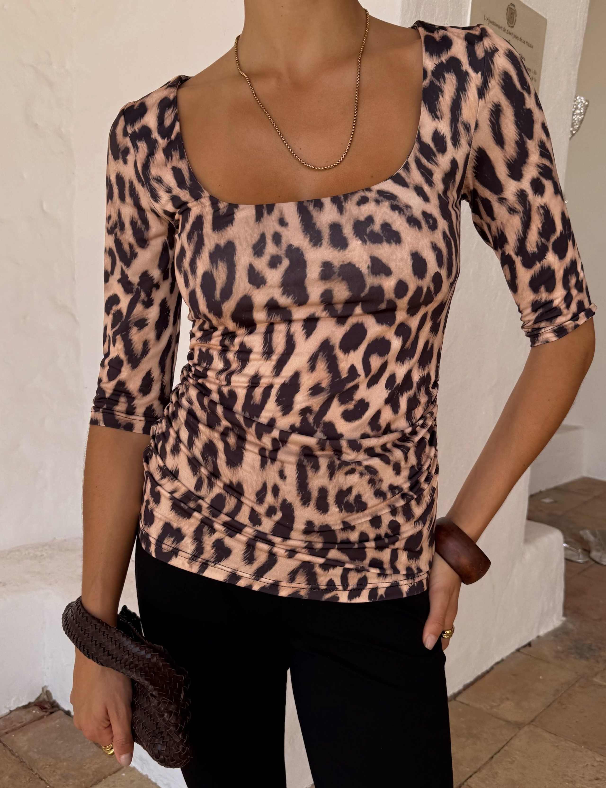 Jersey Leopard Print Scoop Neck Ruched Top