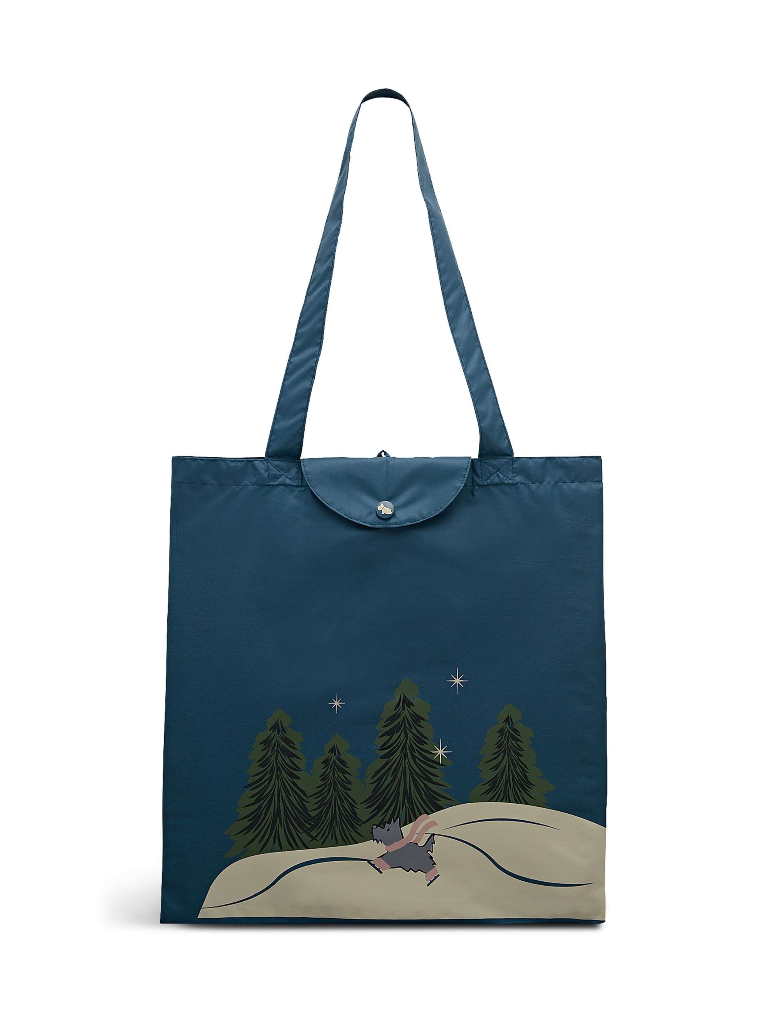An Ice Day Tote Bag