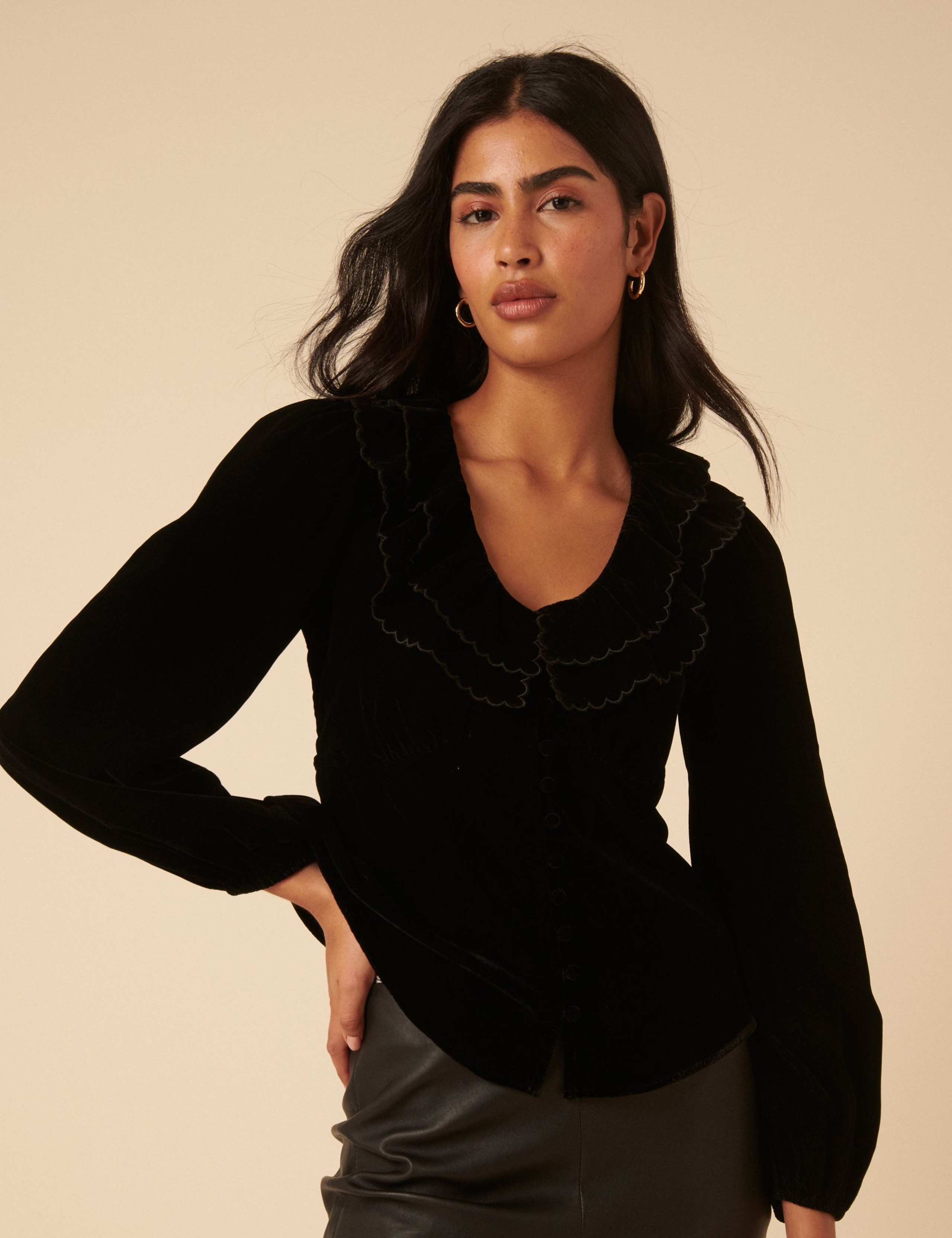Velvet Collared Blouse