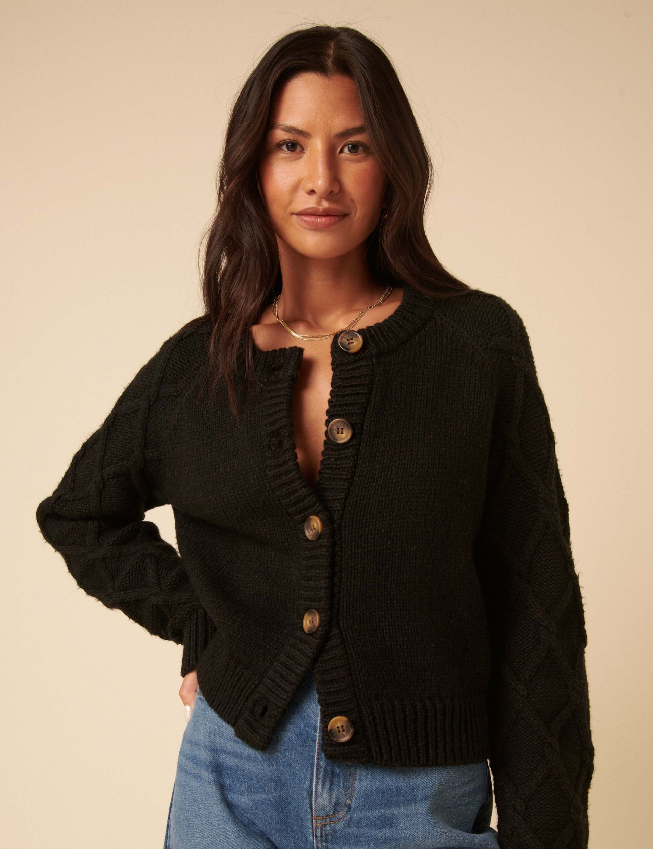 Cable Knit Crew Neck Relaxed Cardigan