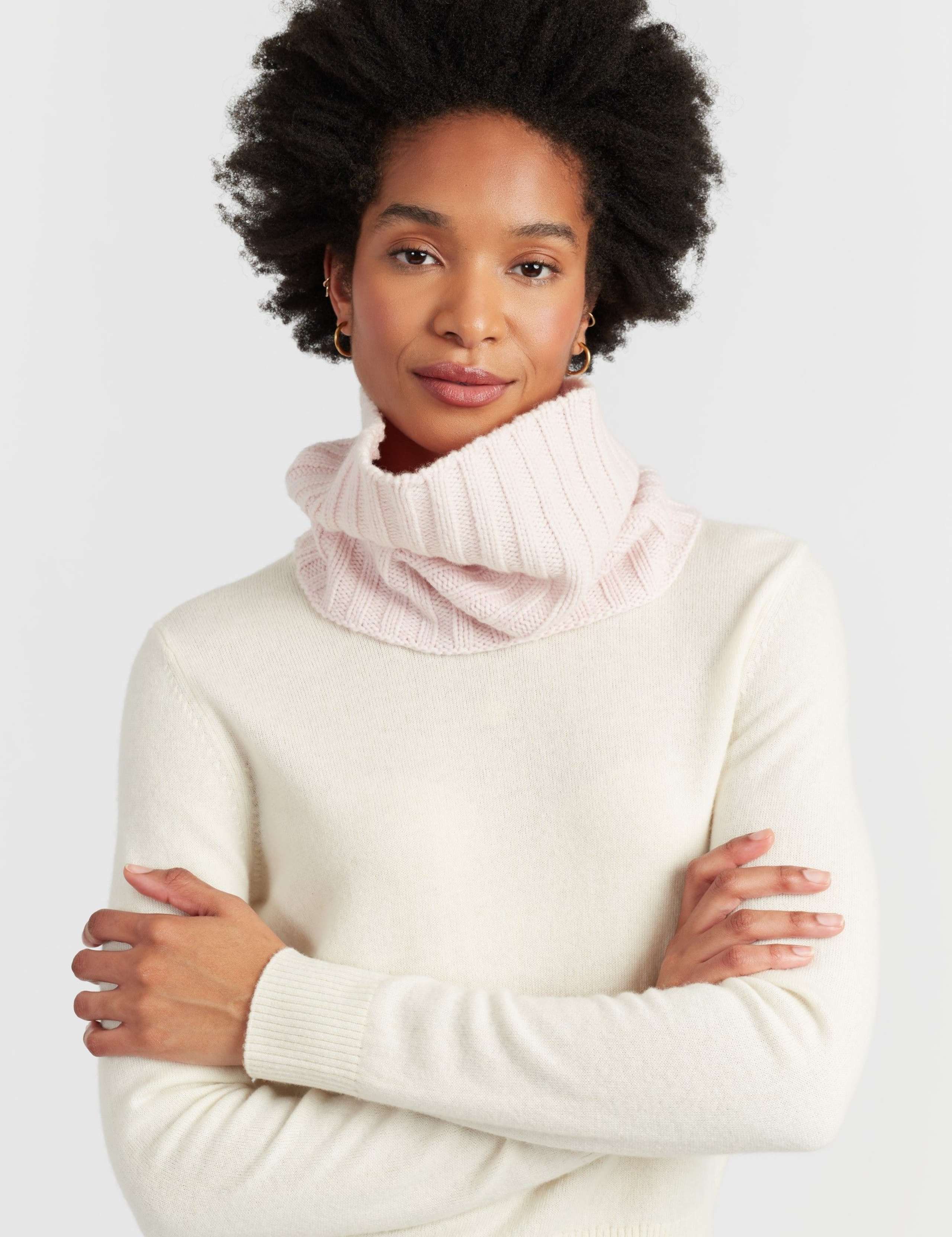 Wool Rich Snood With Cashmere