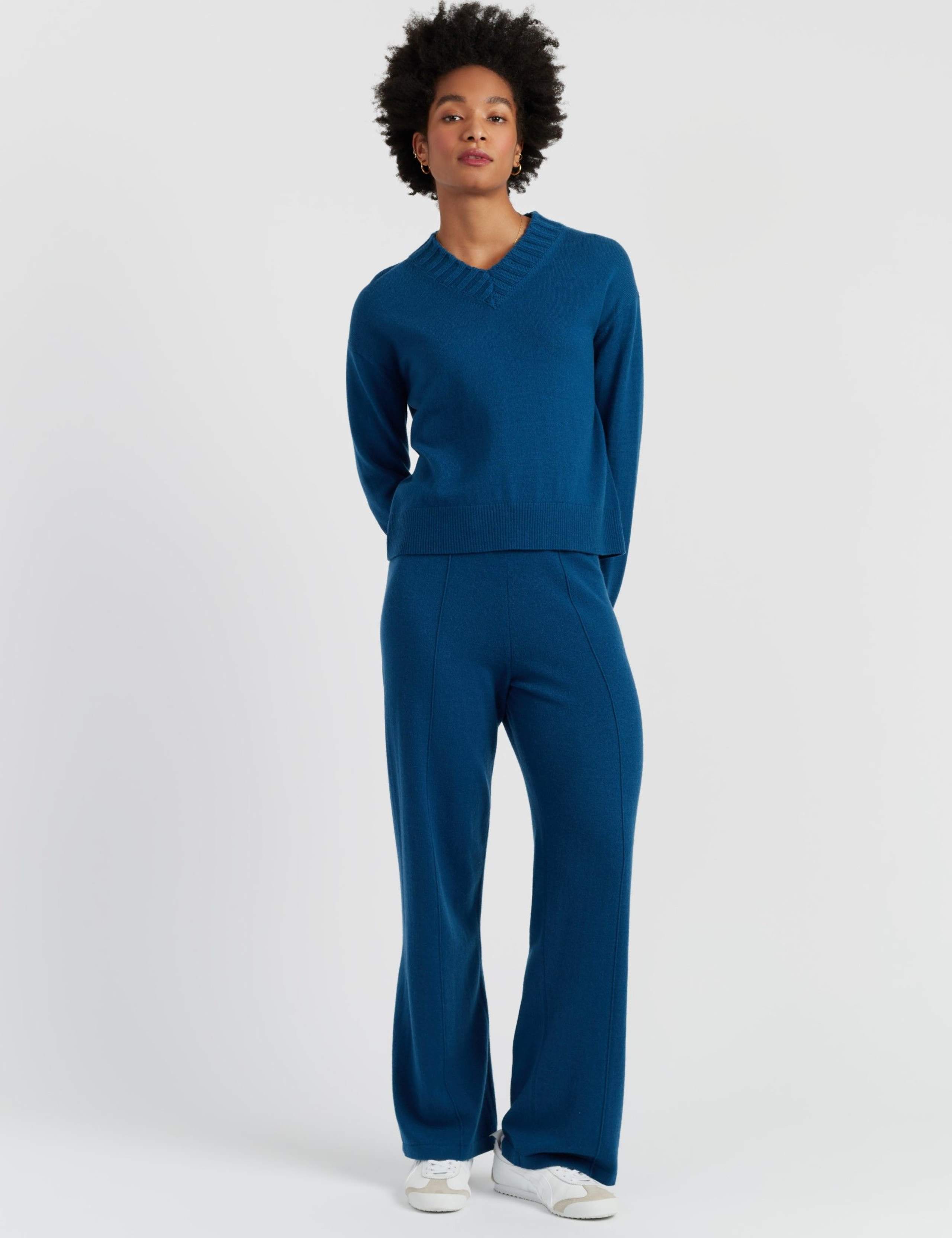 Wool Rich V-Neck Jumper with Cashmere