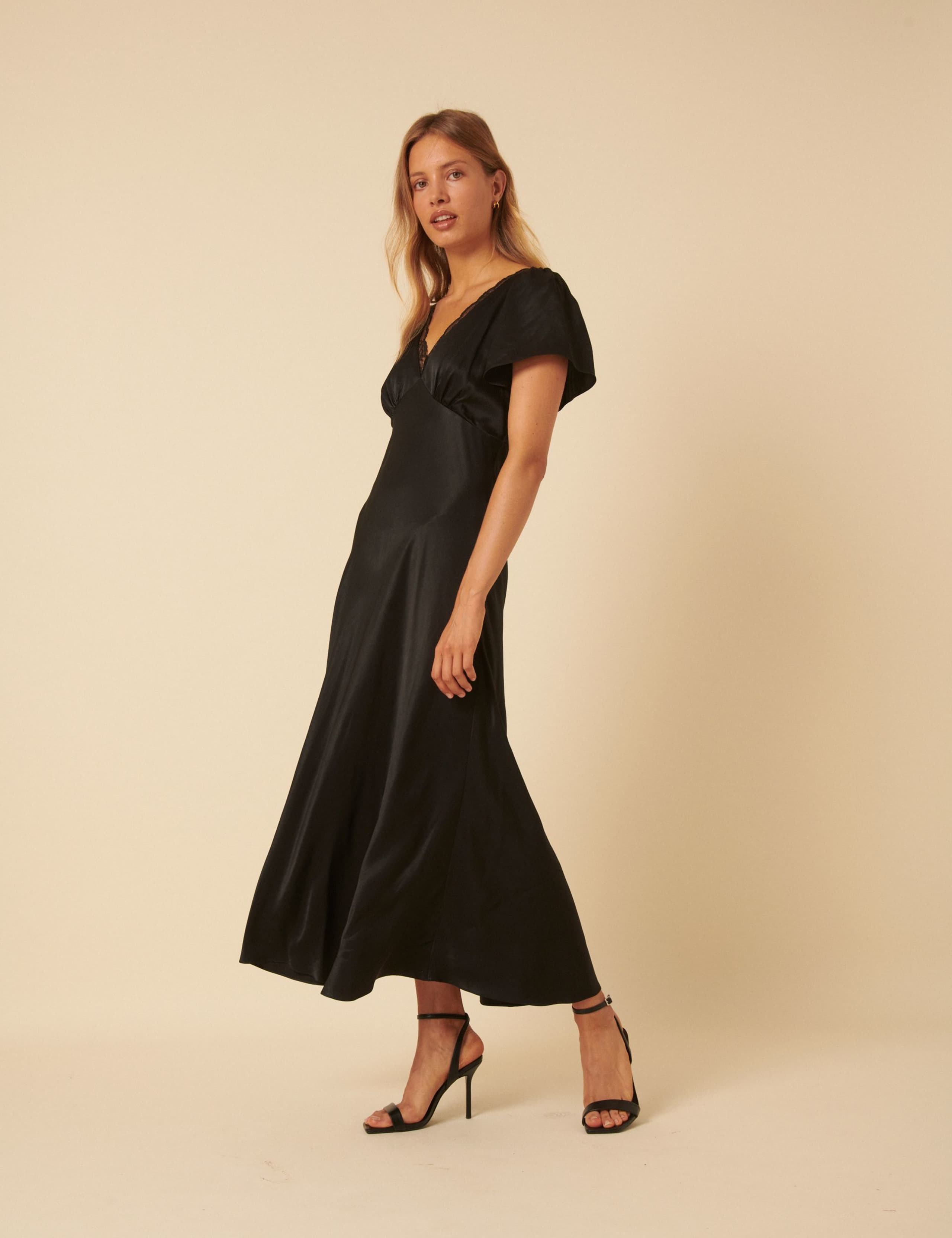 V-Neck Midaxi Waisted Dress