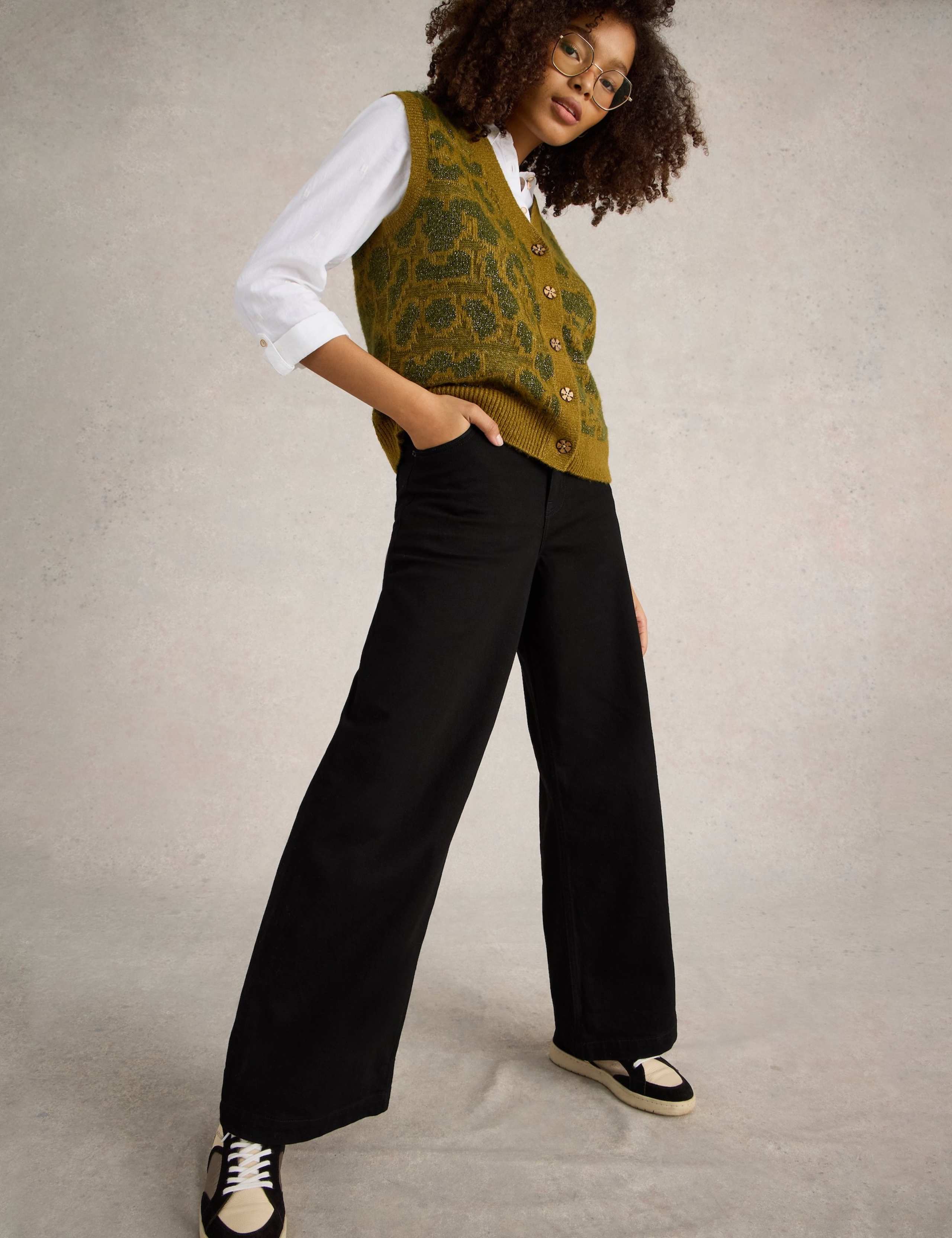 Mid Rise Wide Leg Jeans