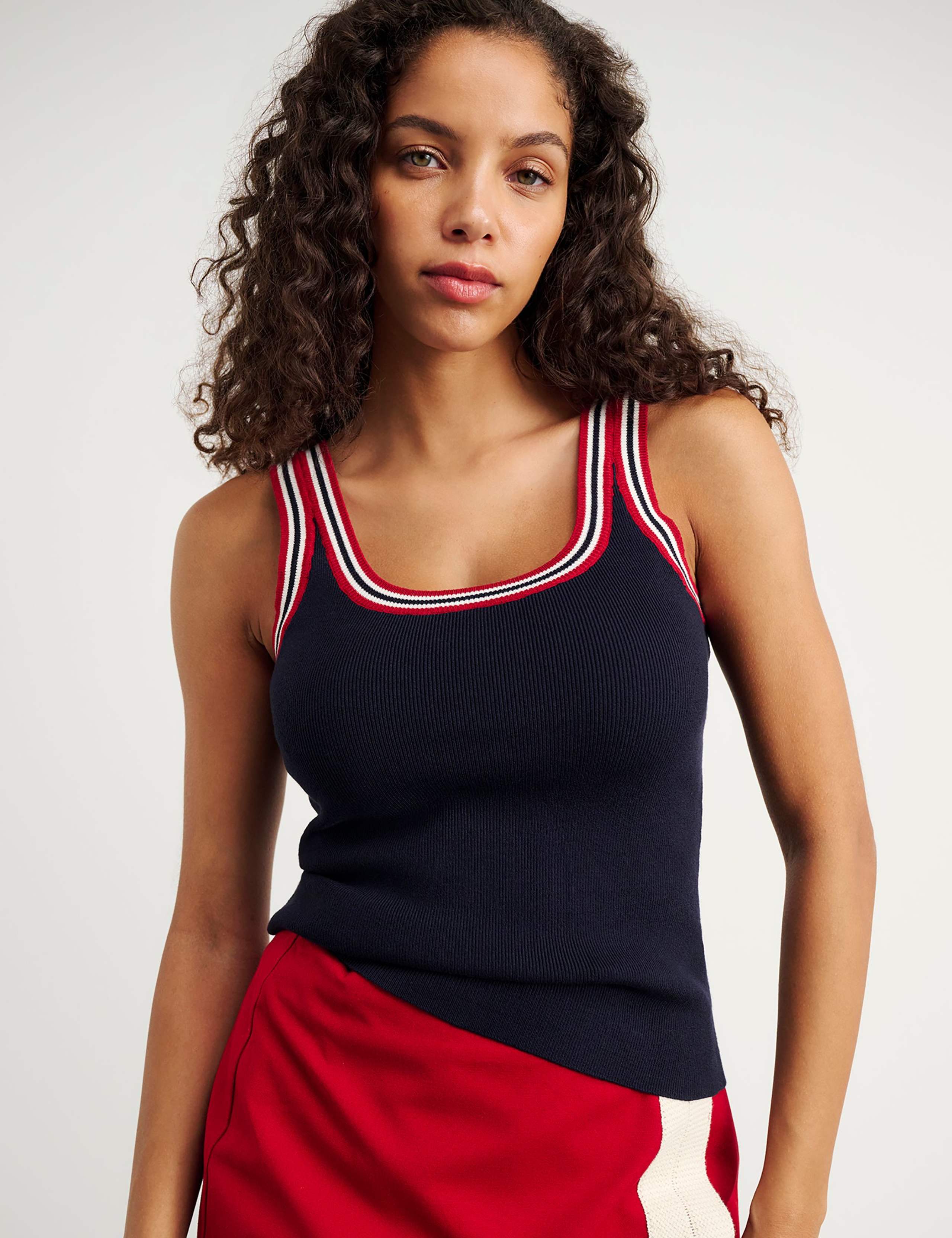 Scoop Neck Knitted Vest