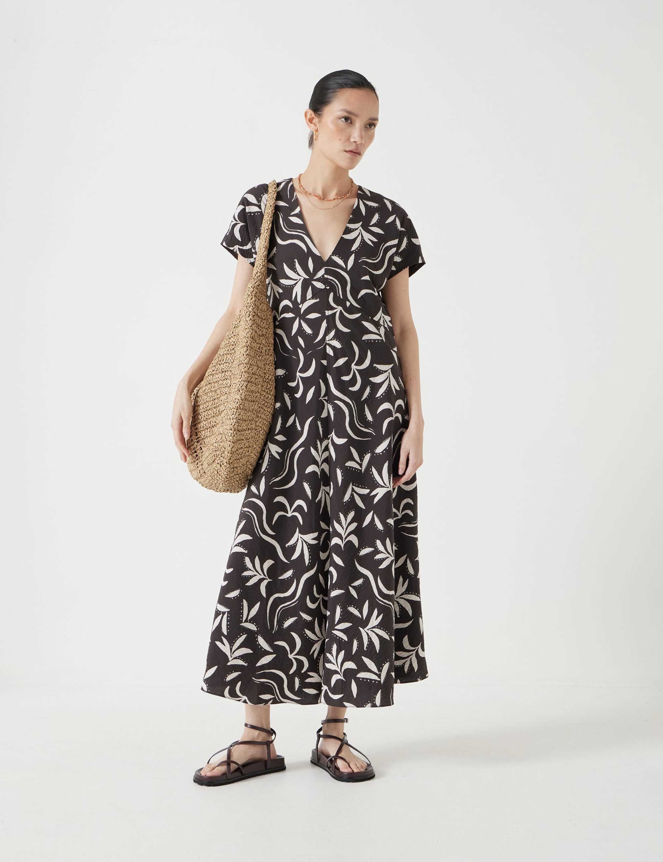 Leaf Print V-Neck Midaxi Tea Dress