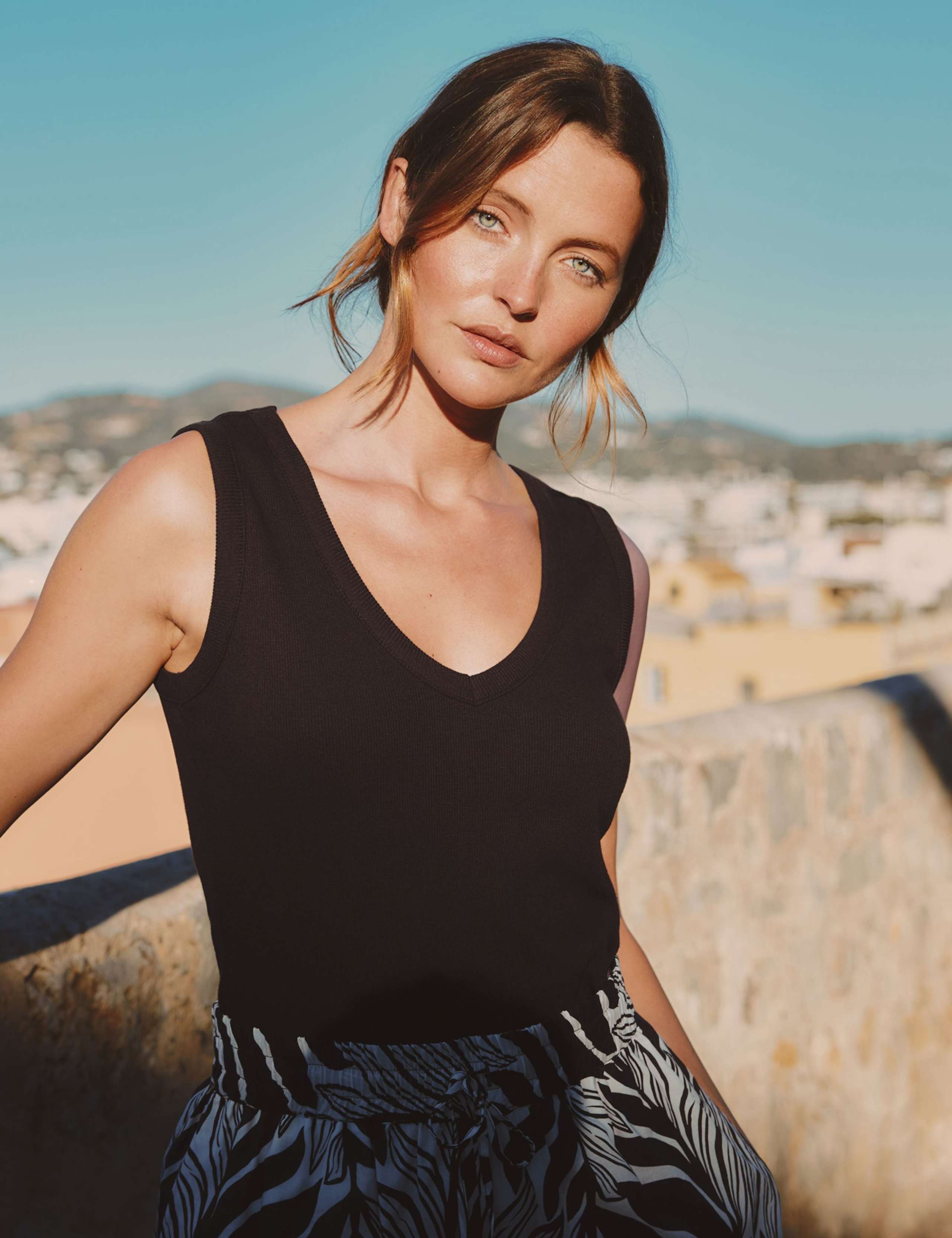 Cotton Rich Ribbed V-Neck Vest