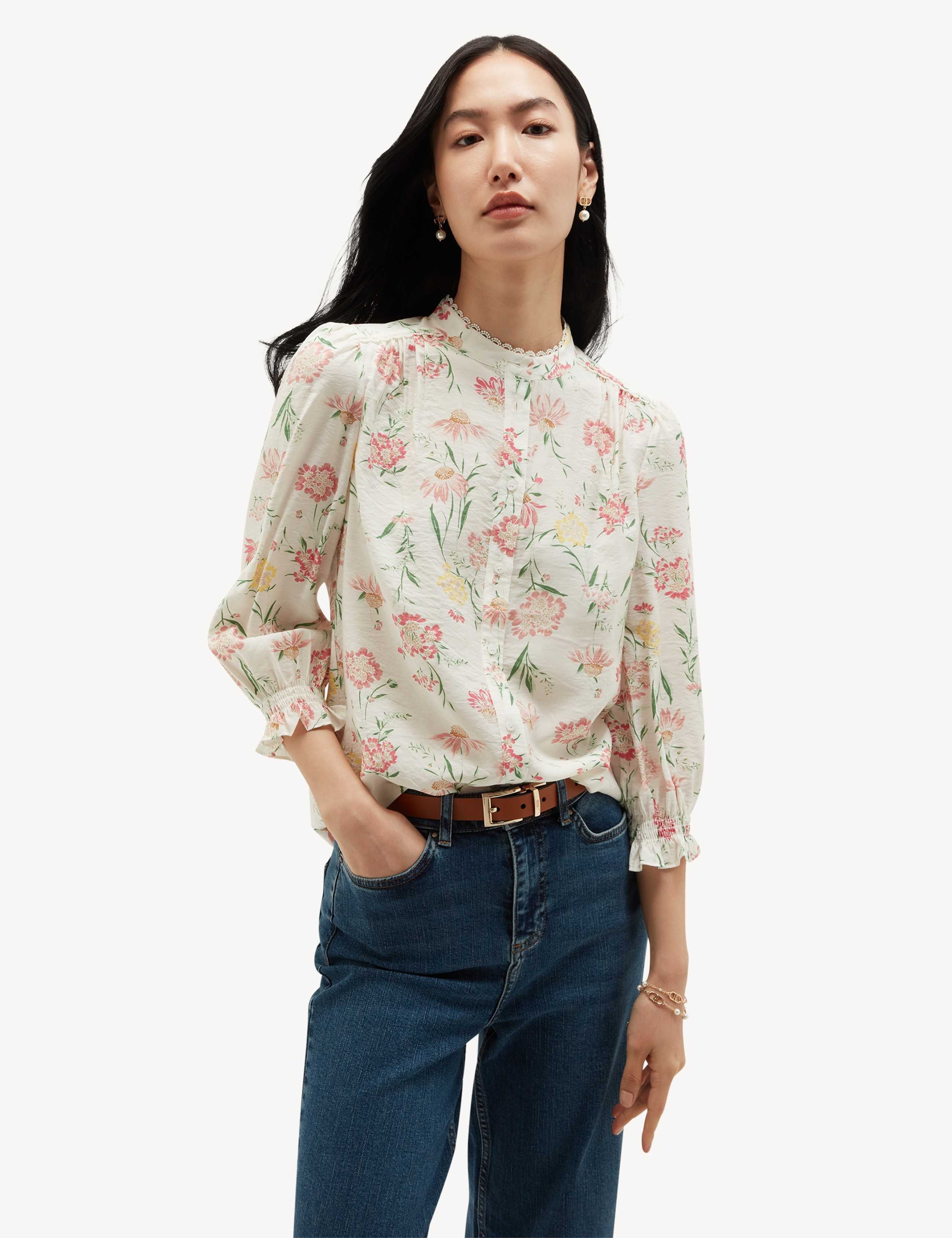 Floral Round Neck Lace Trim 3/4 Sleeve Blouse