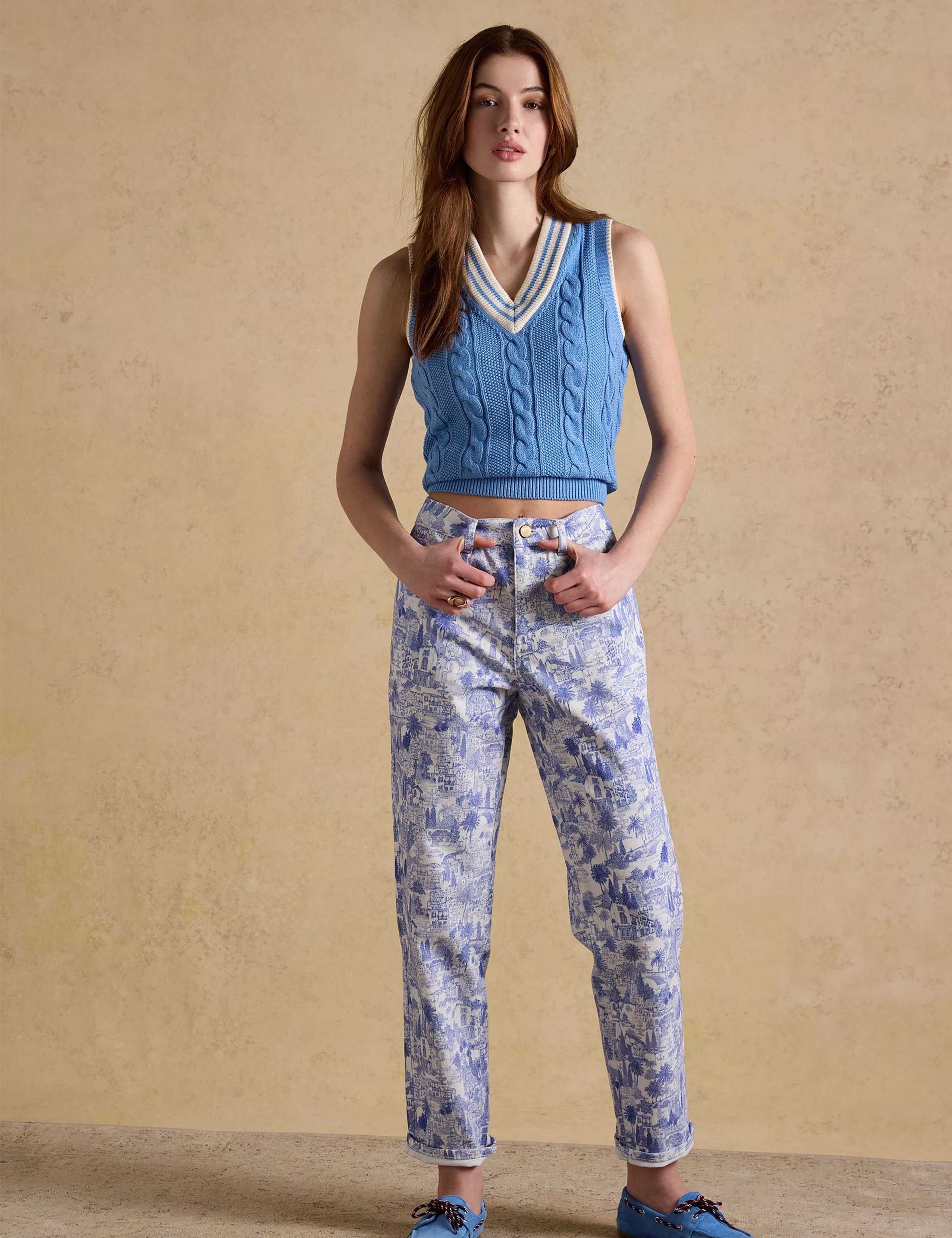 Toile Landscape Print Mid Rise Straight Jeans