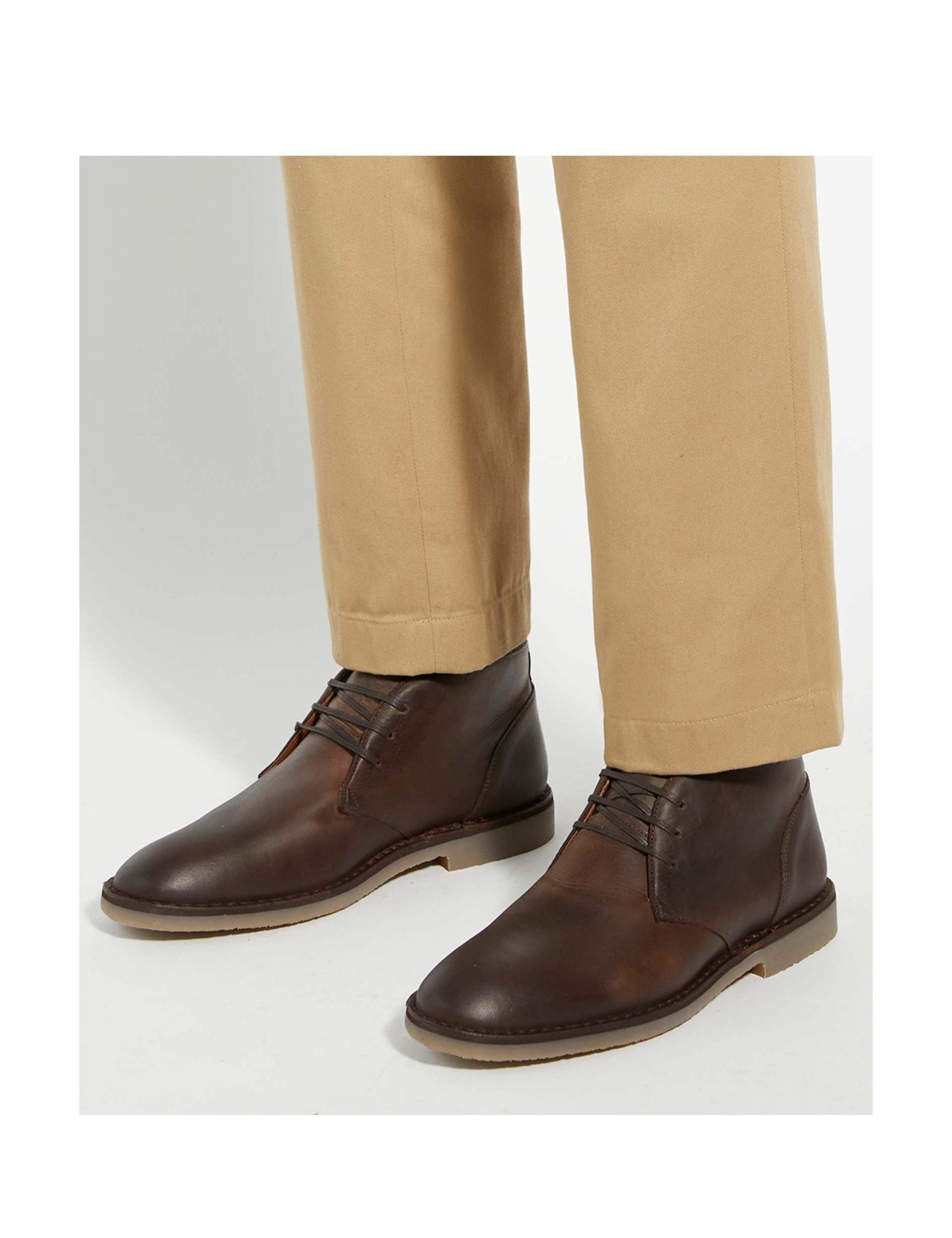 Wide Fit Leather Chukka Boots