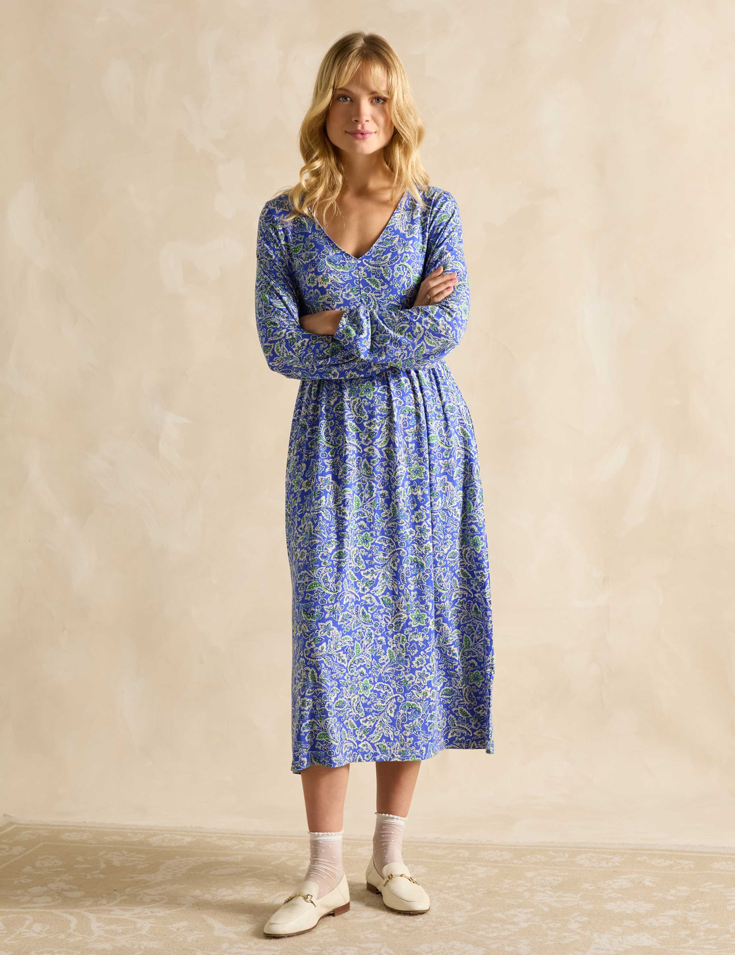 Floral V-Neck Midi Waisted Dress