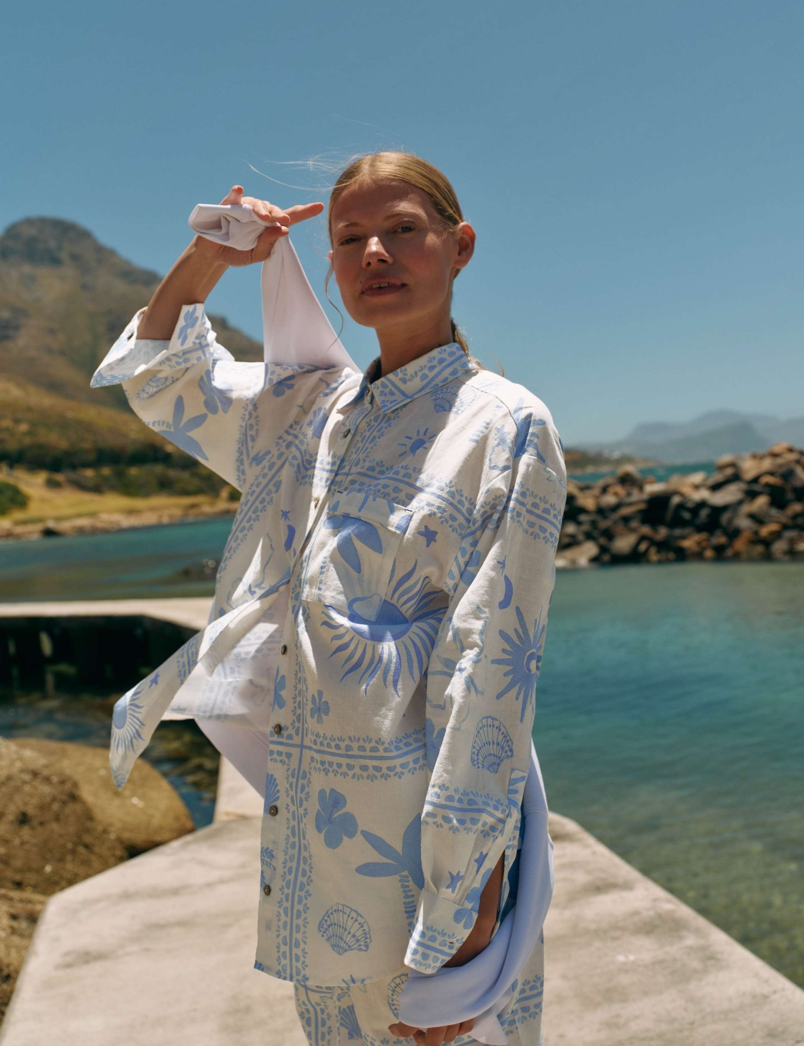 Cotton Rich Printed Beach Shirt with Linen