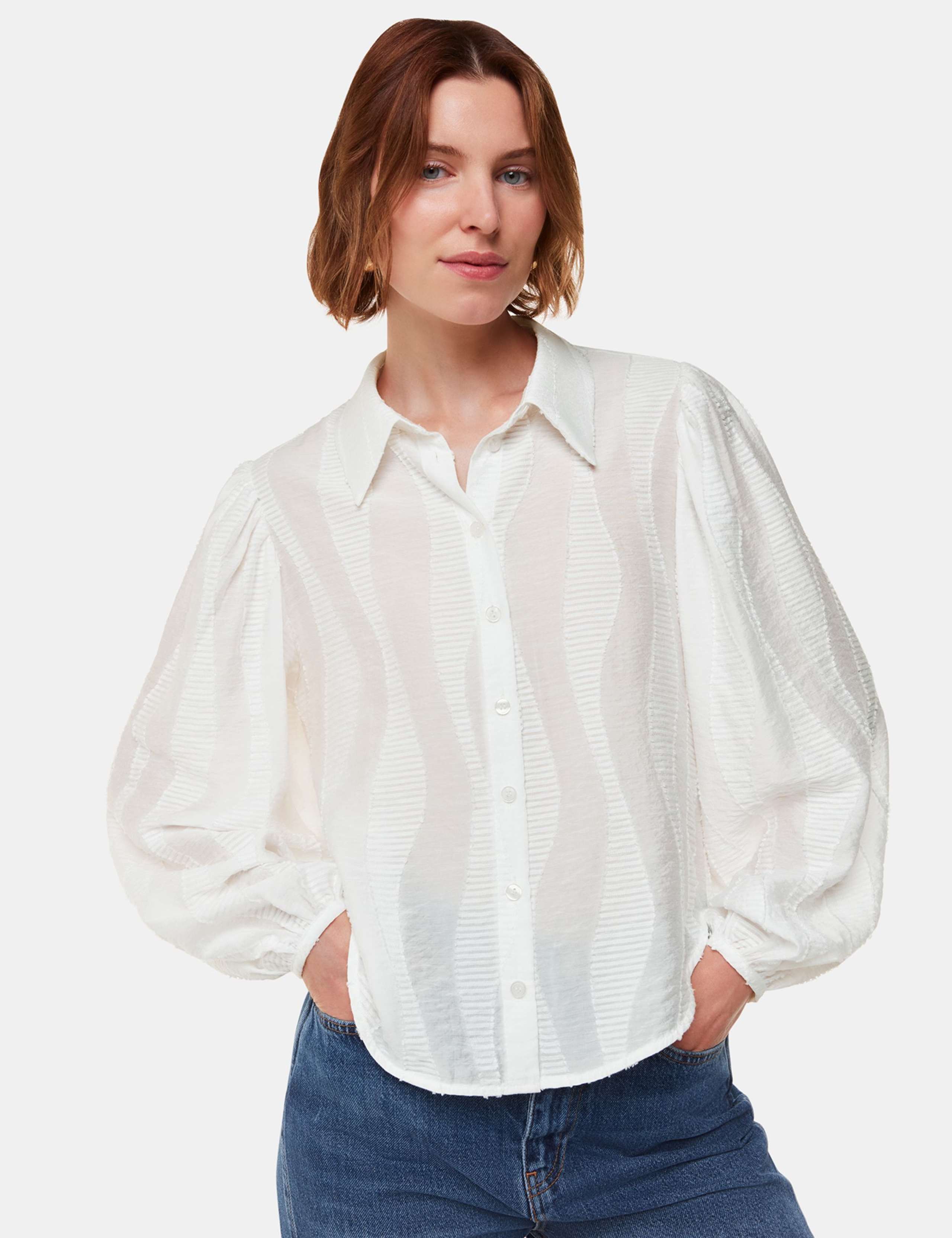 Textured Collared Blouson Sleeve Shirt