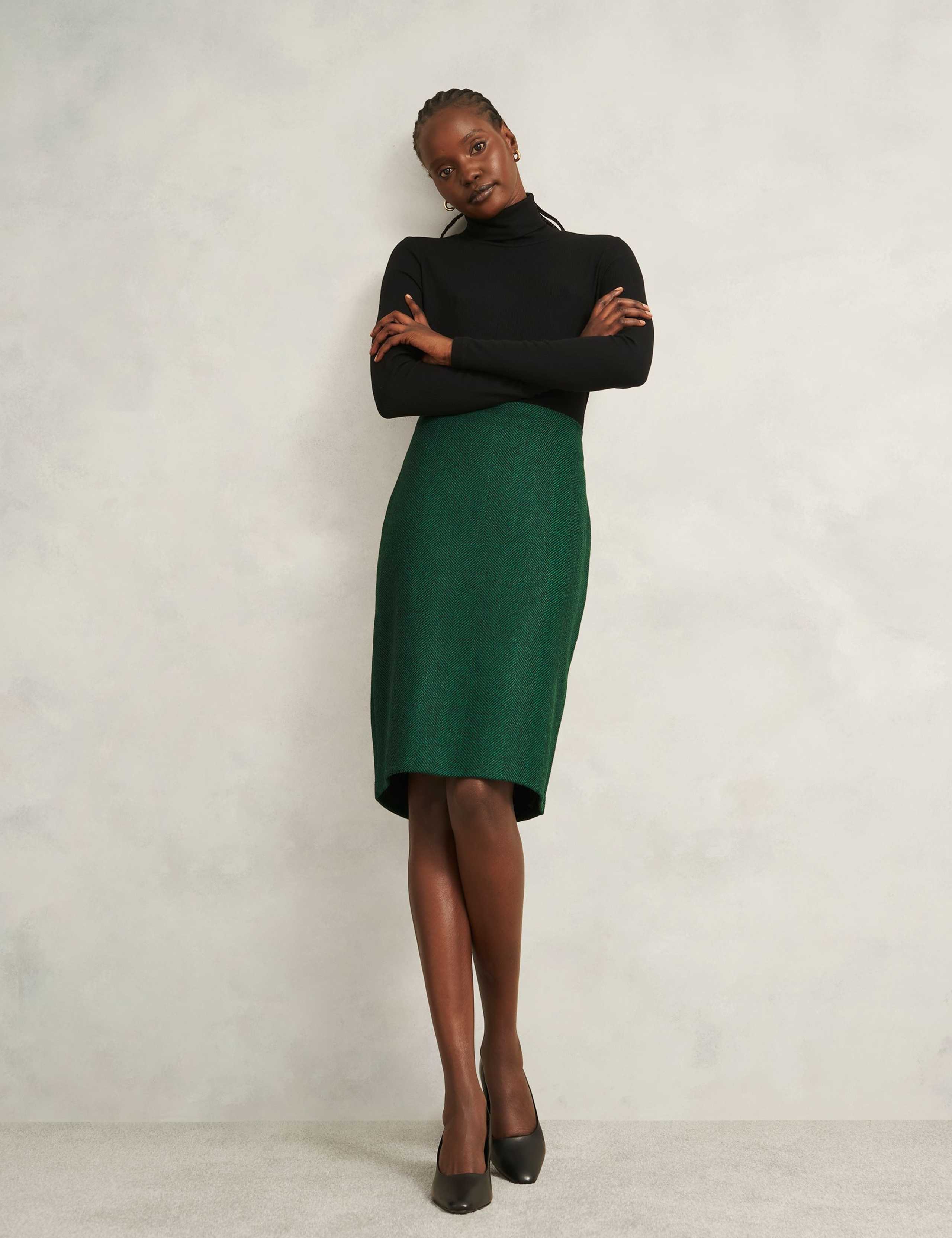Pure Wool Textured Knee Length Pencil Skirt