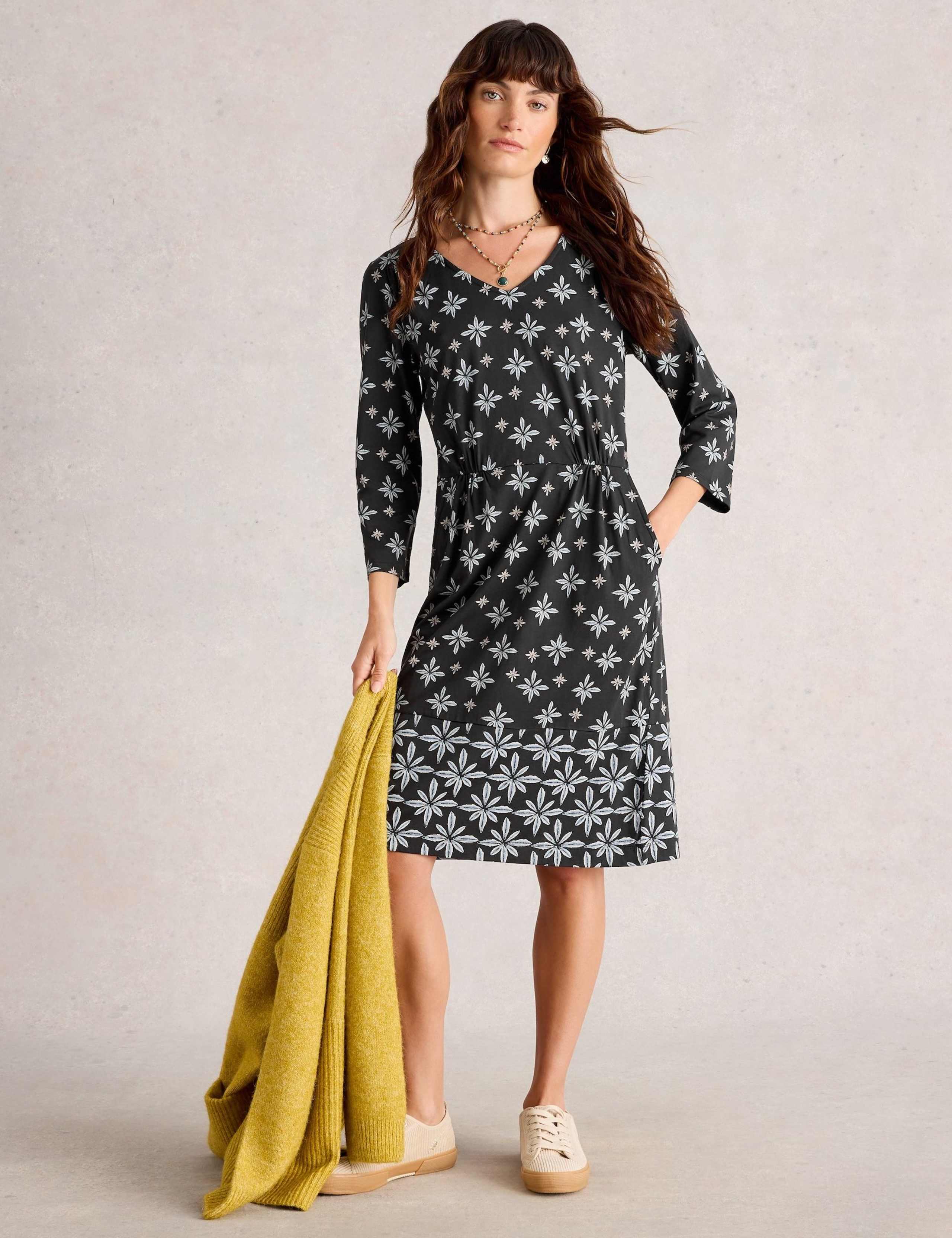 Jersey Star Print Waisted Shift Dress