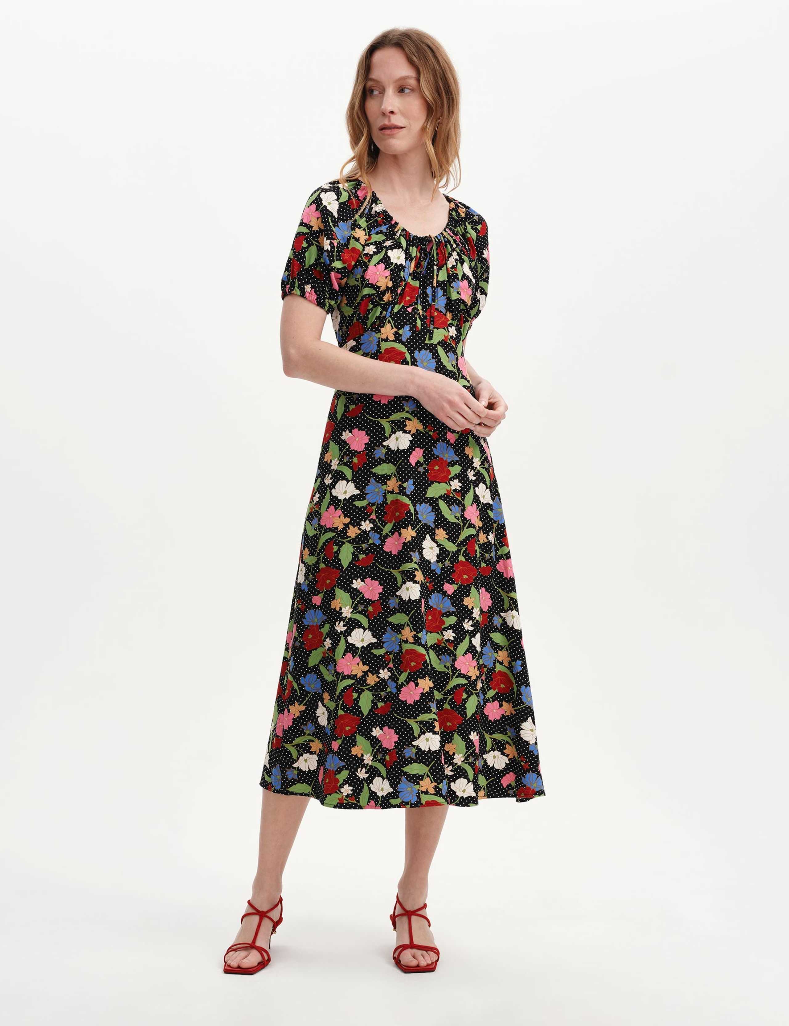 Floral Scoop Neck Midi Waisted Dress