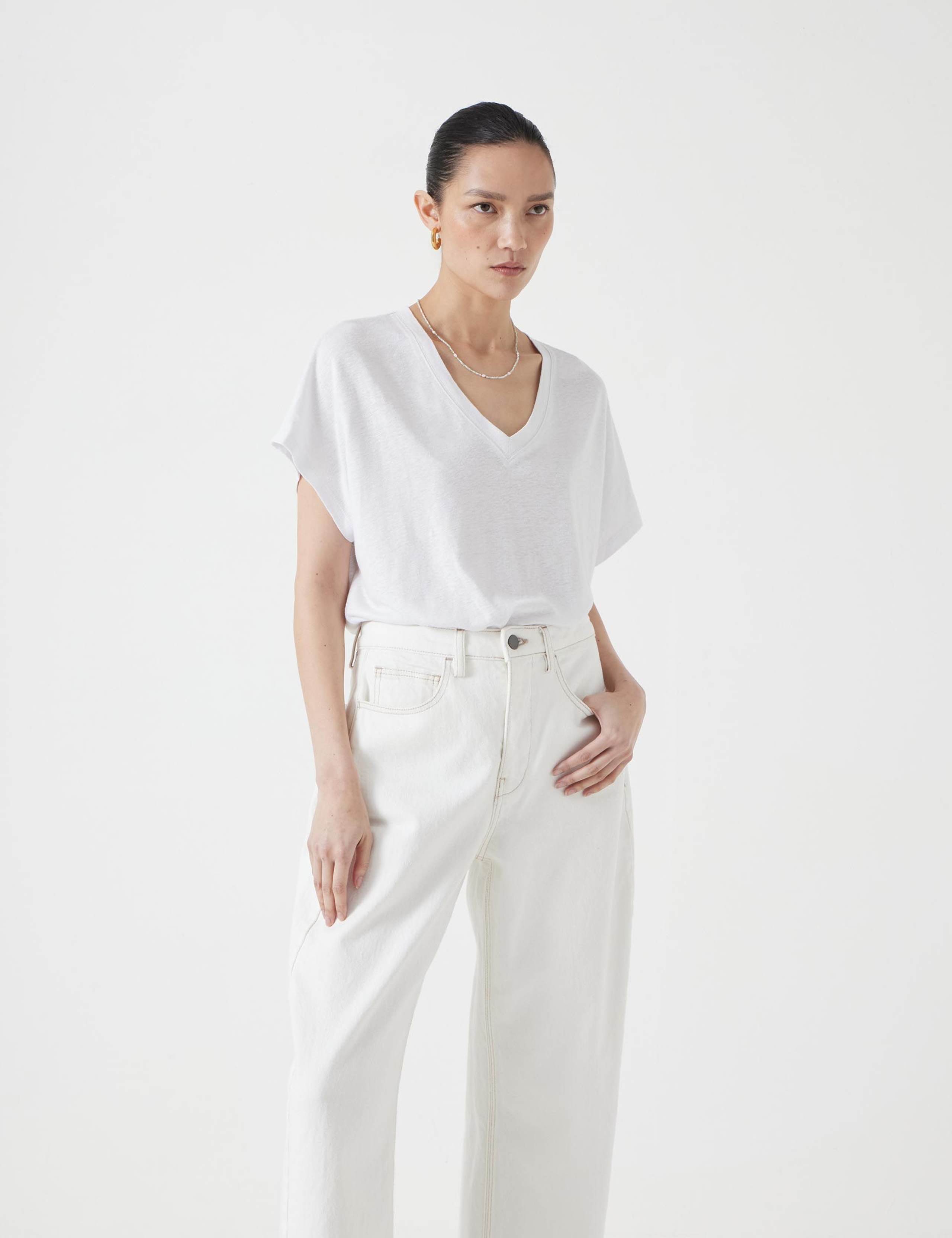Linen Rich V-Neck T-Shirt