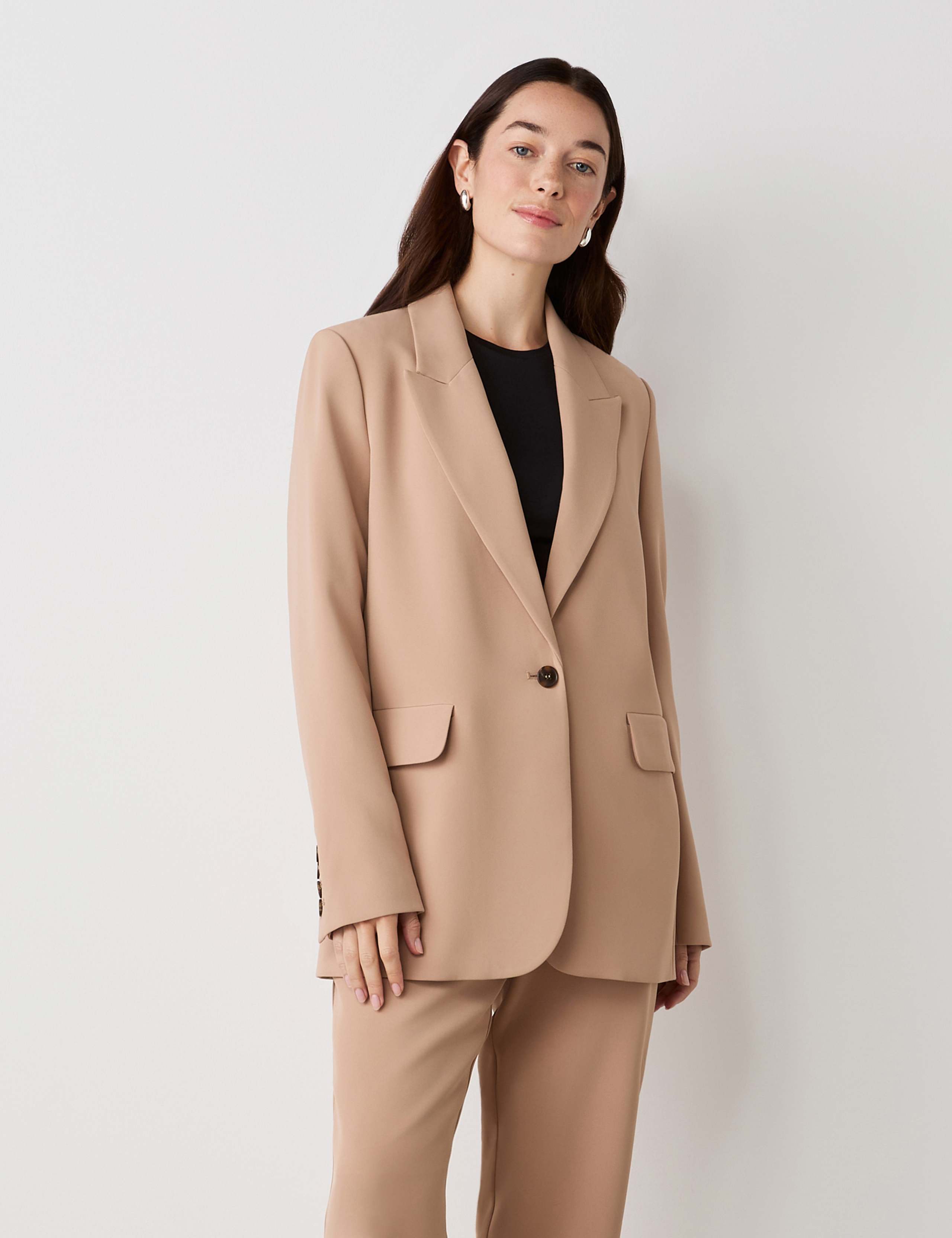 Collared Single Breasted Blazer