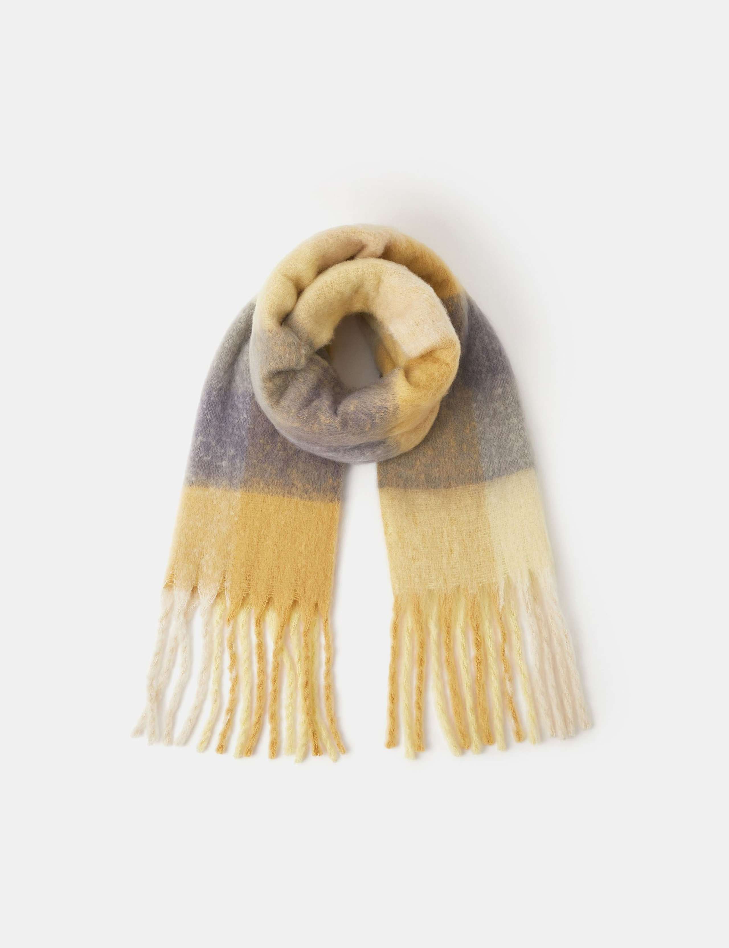 Checked Tassel Scarf