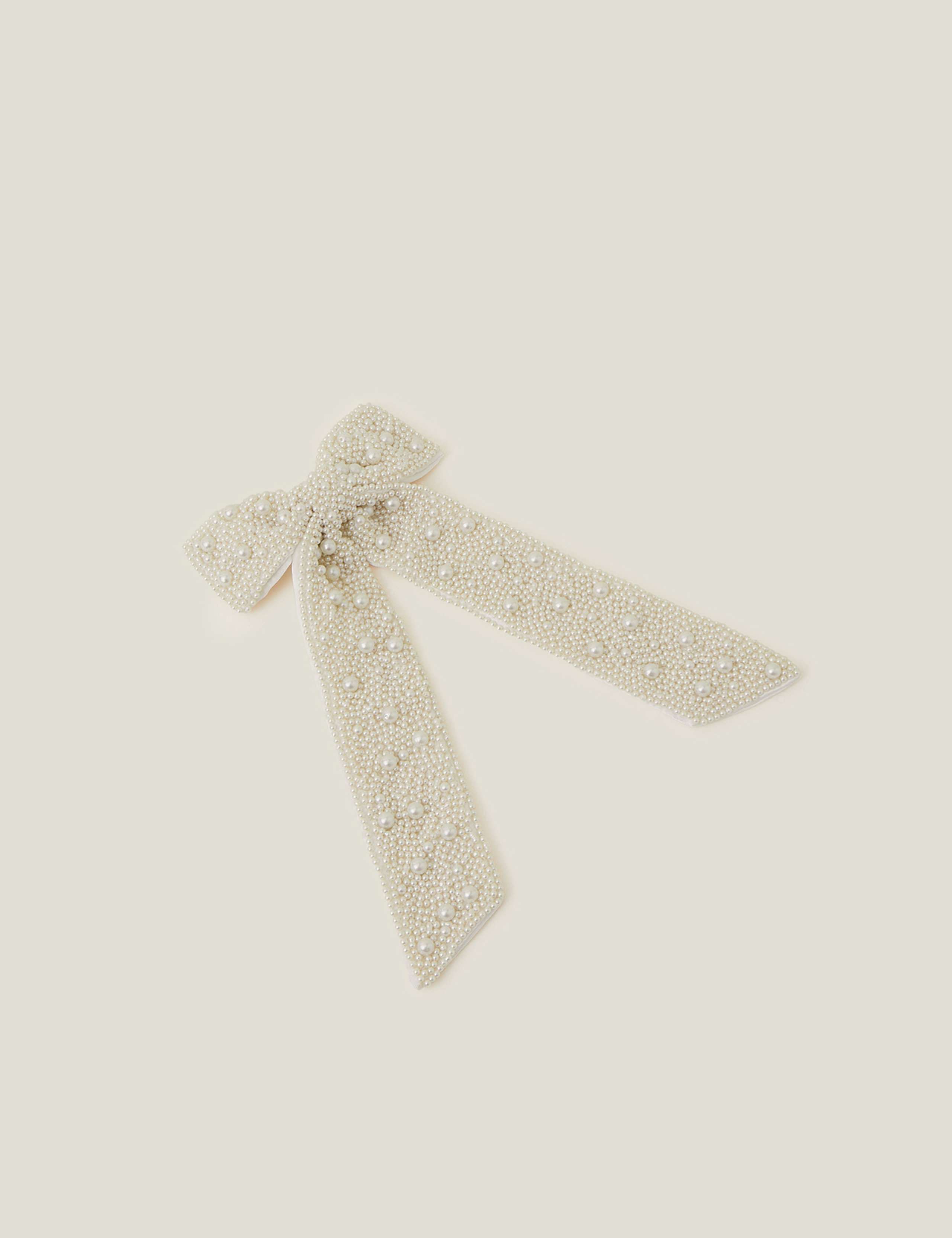 Embellished Pearl Bow Hair Clip