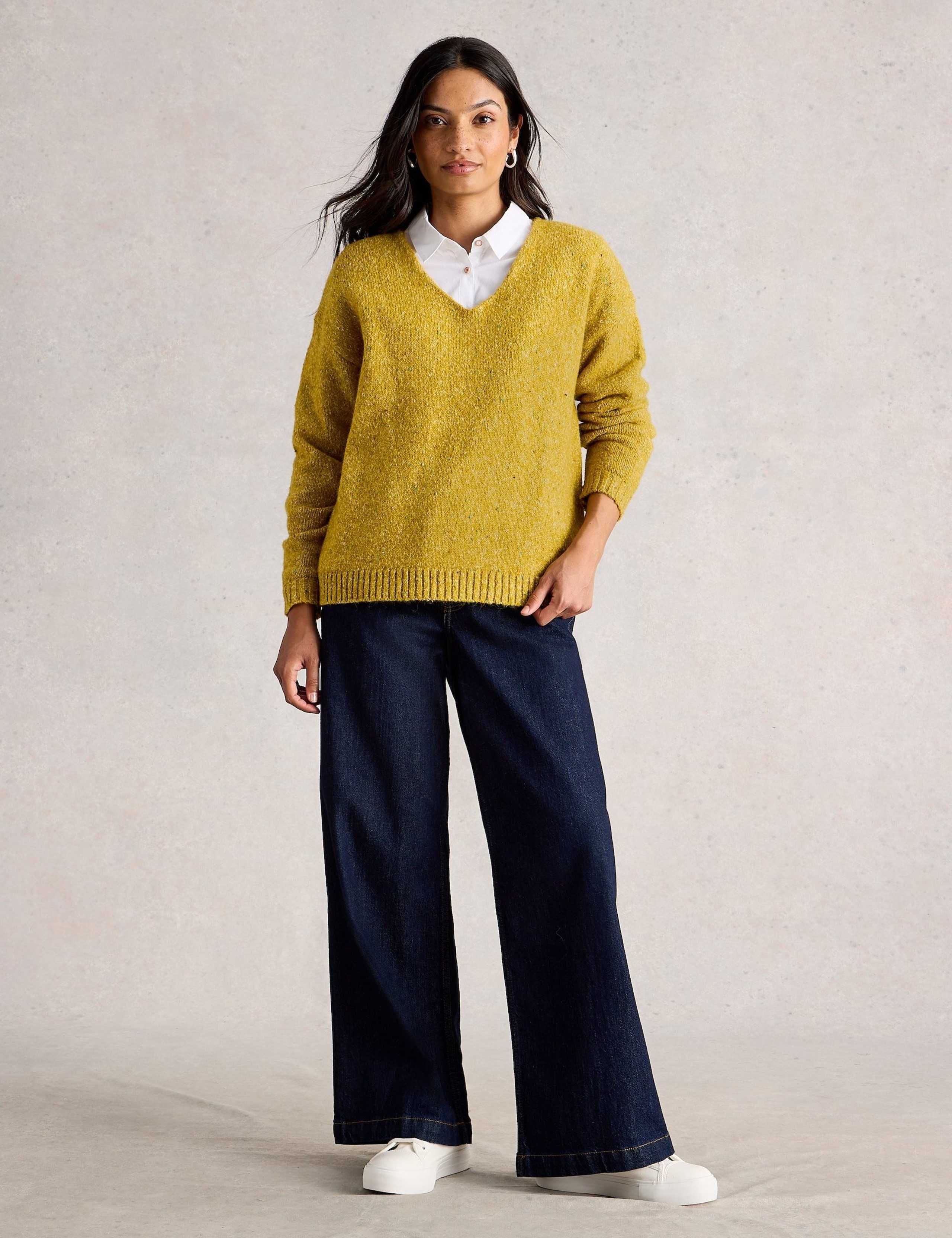 Textured V-Neck Jumper