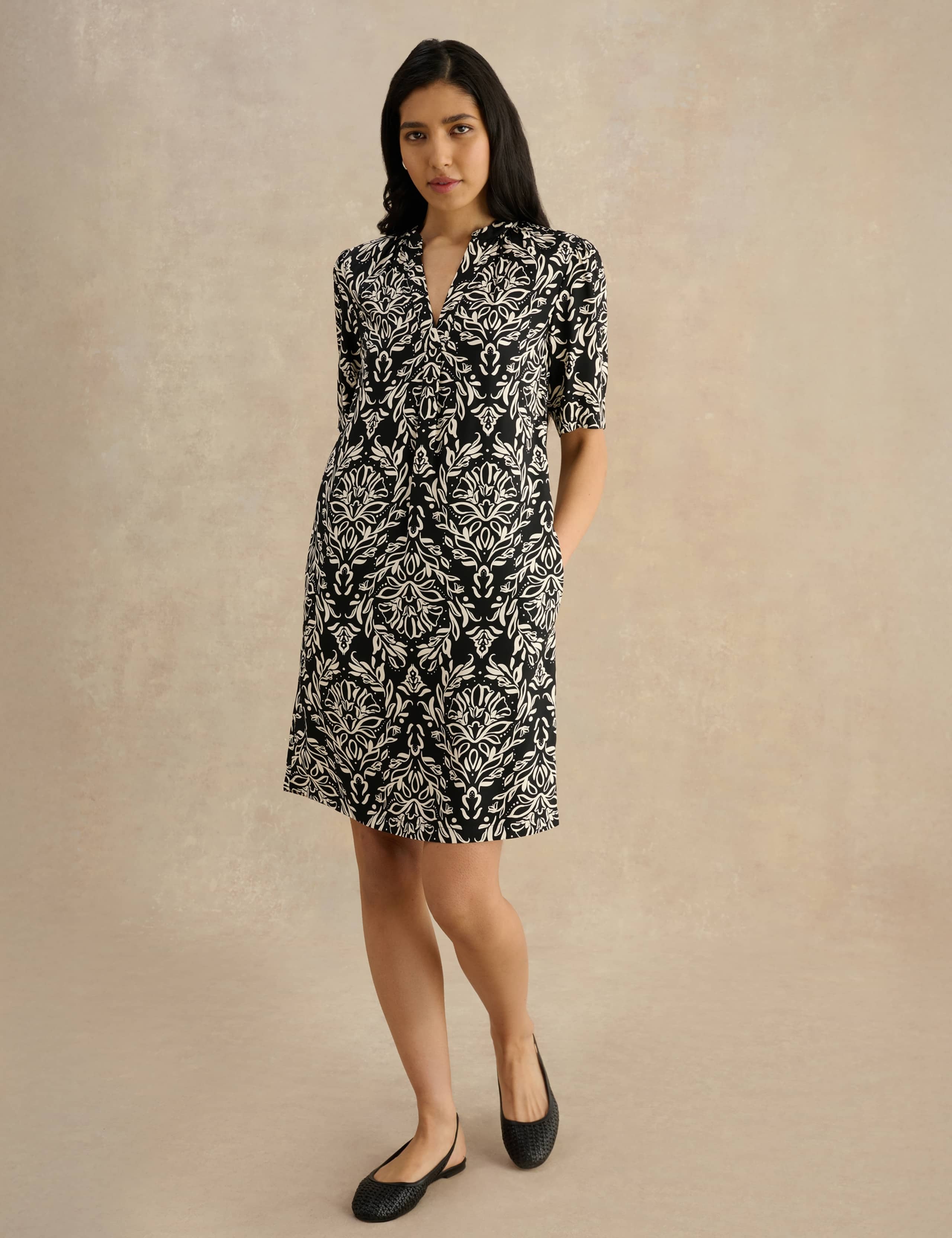 Printed Knee Length Shift Dress