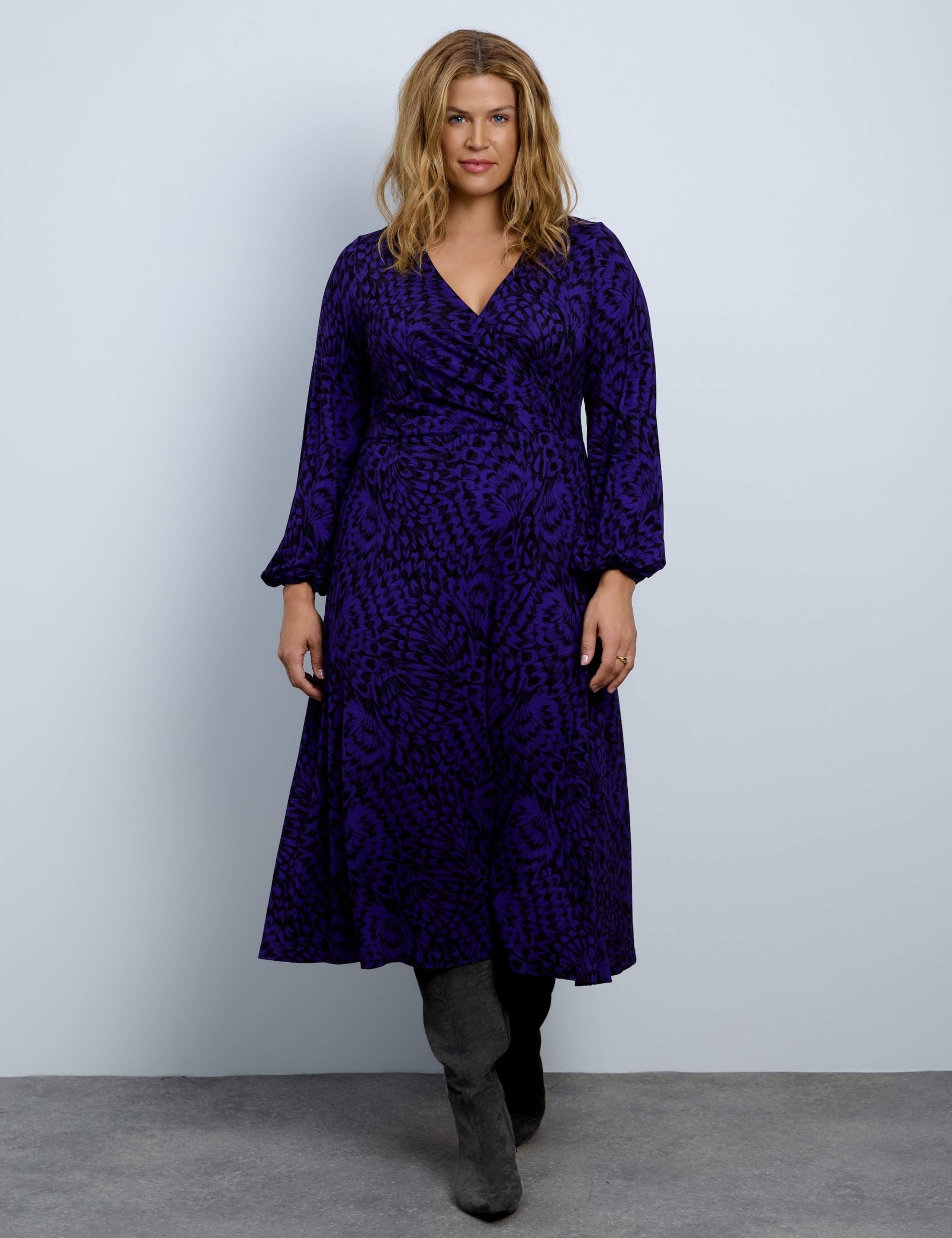 Curve Jersey Printed V Neck Midaxi Dress