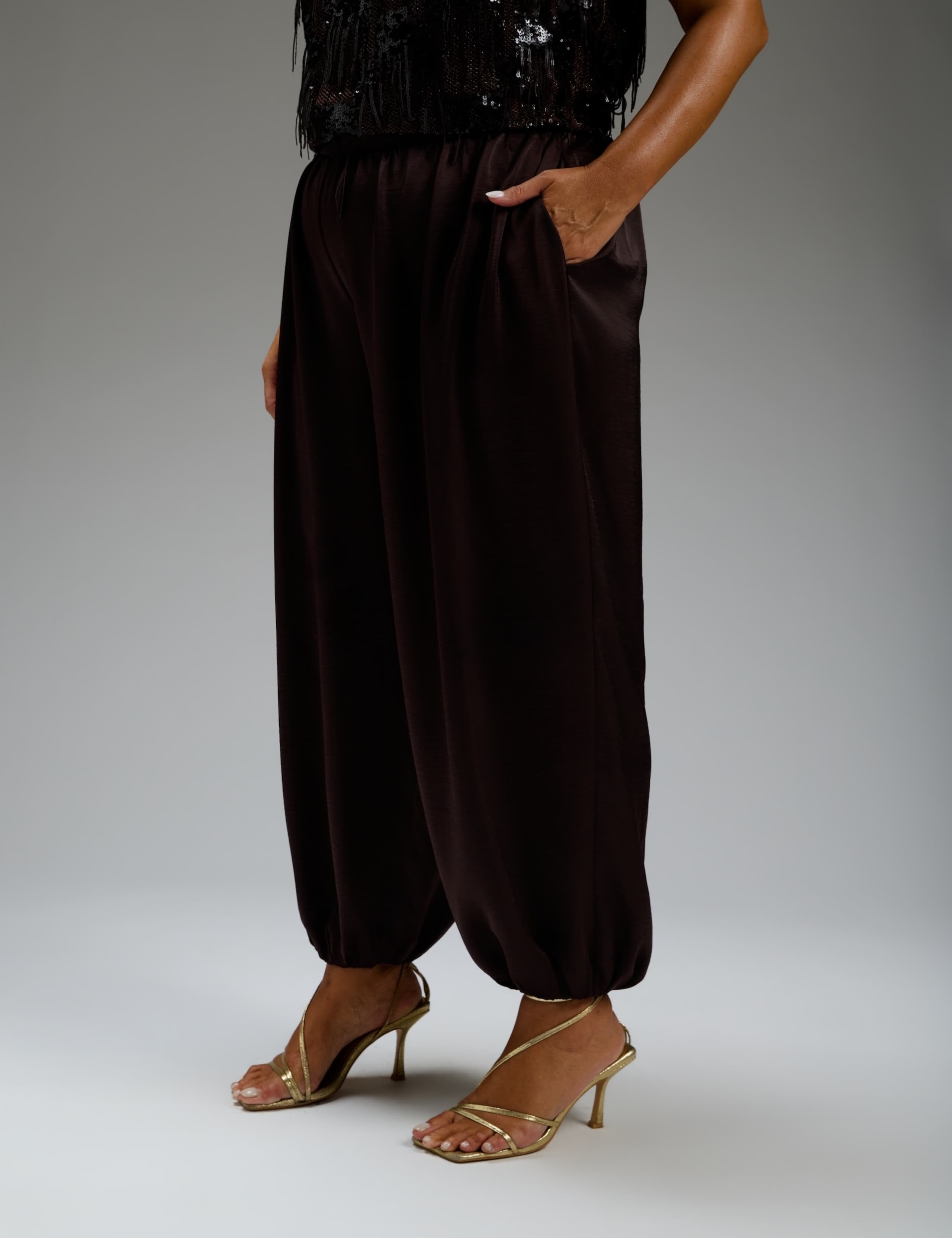Elasticated Waist Balloon Trousers