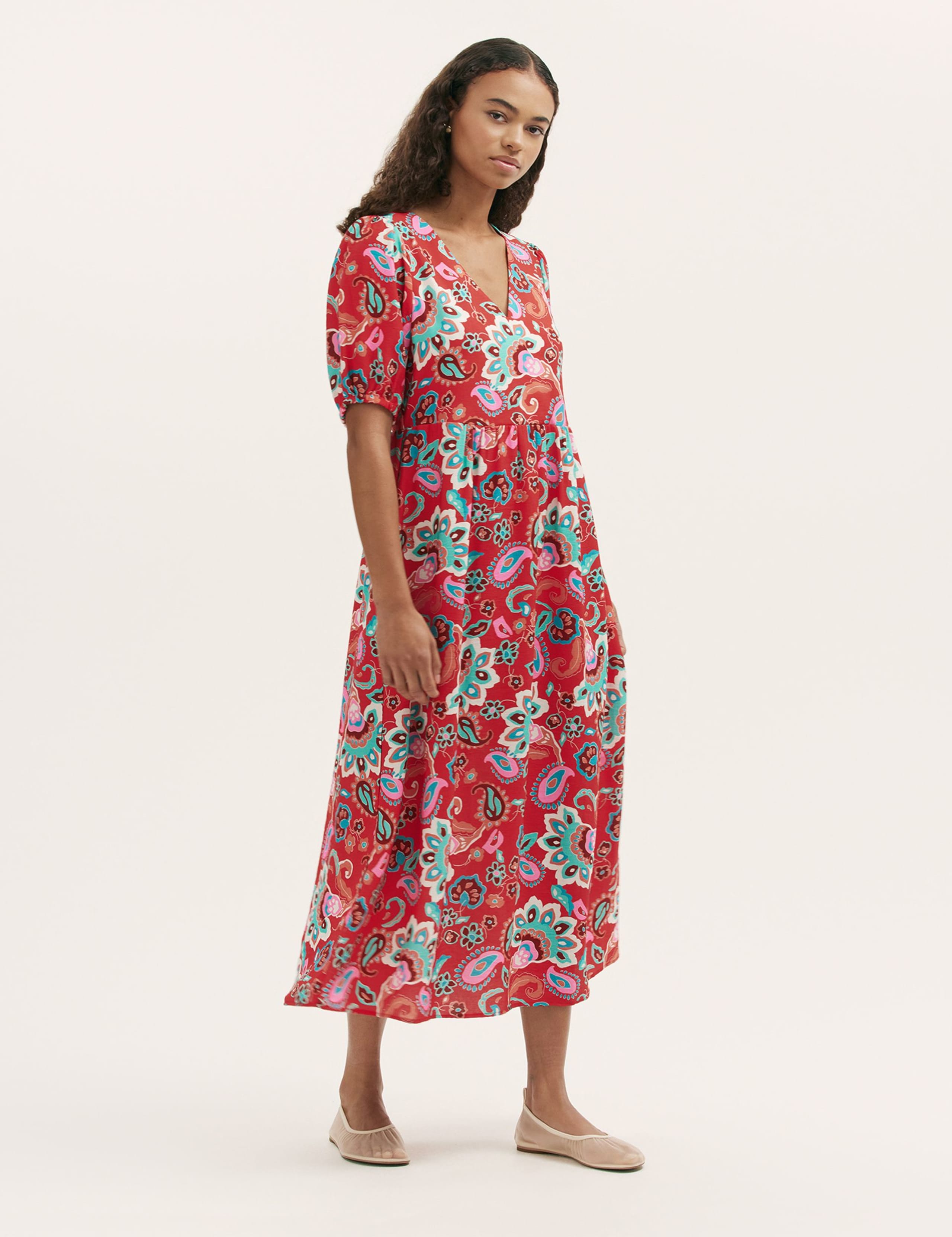 Floral V-Neck Midi Smock Dress