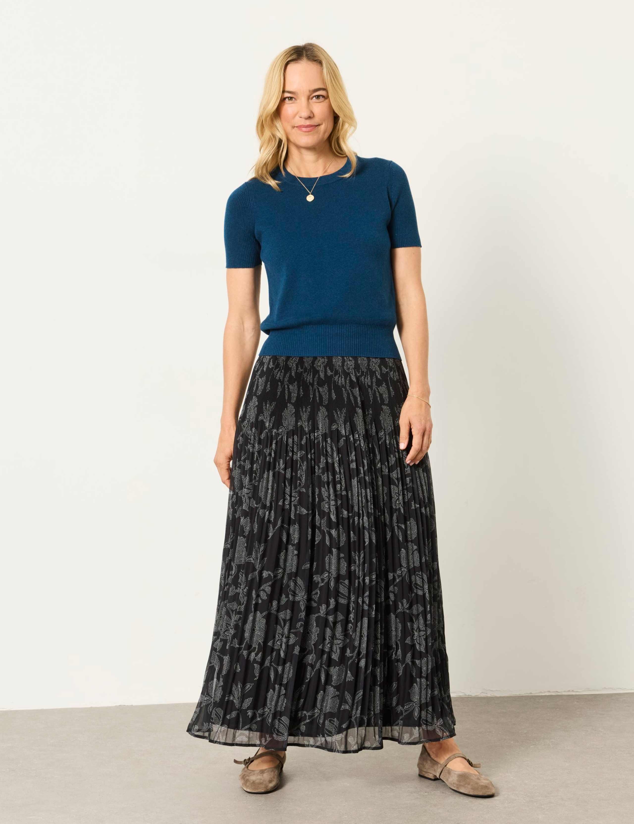 Floral Pleated Maxi Skirt