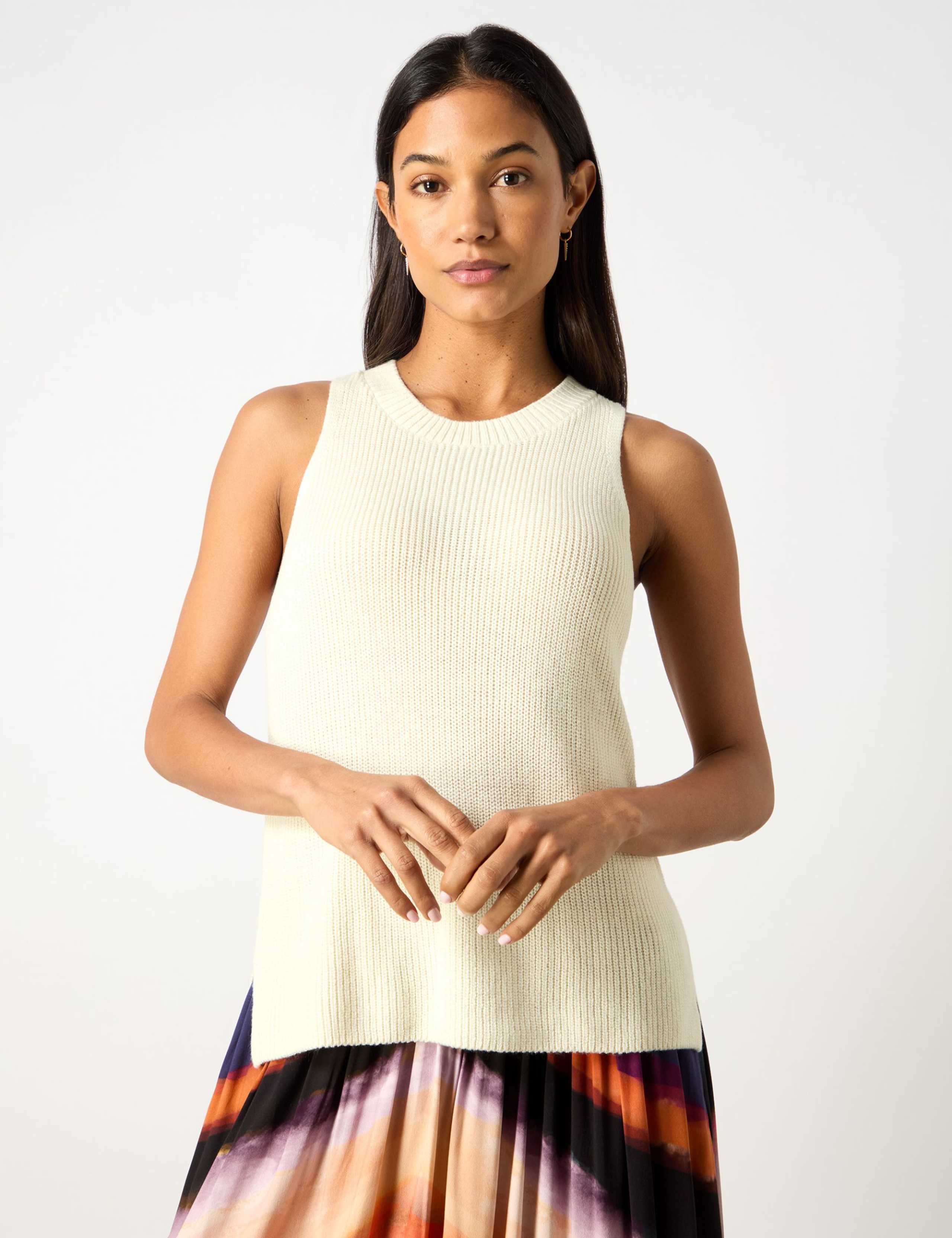 Cotton Blend Textured Relaxed Knitted Vest