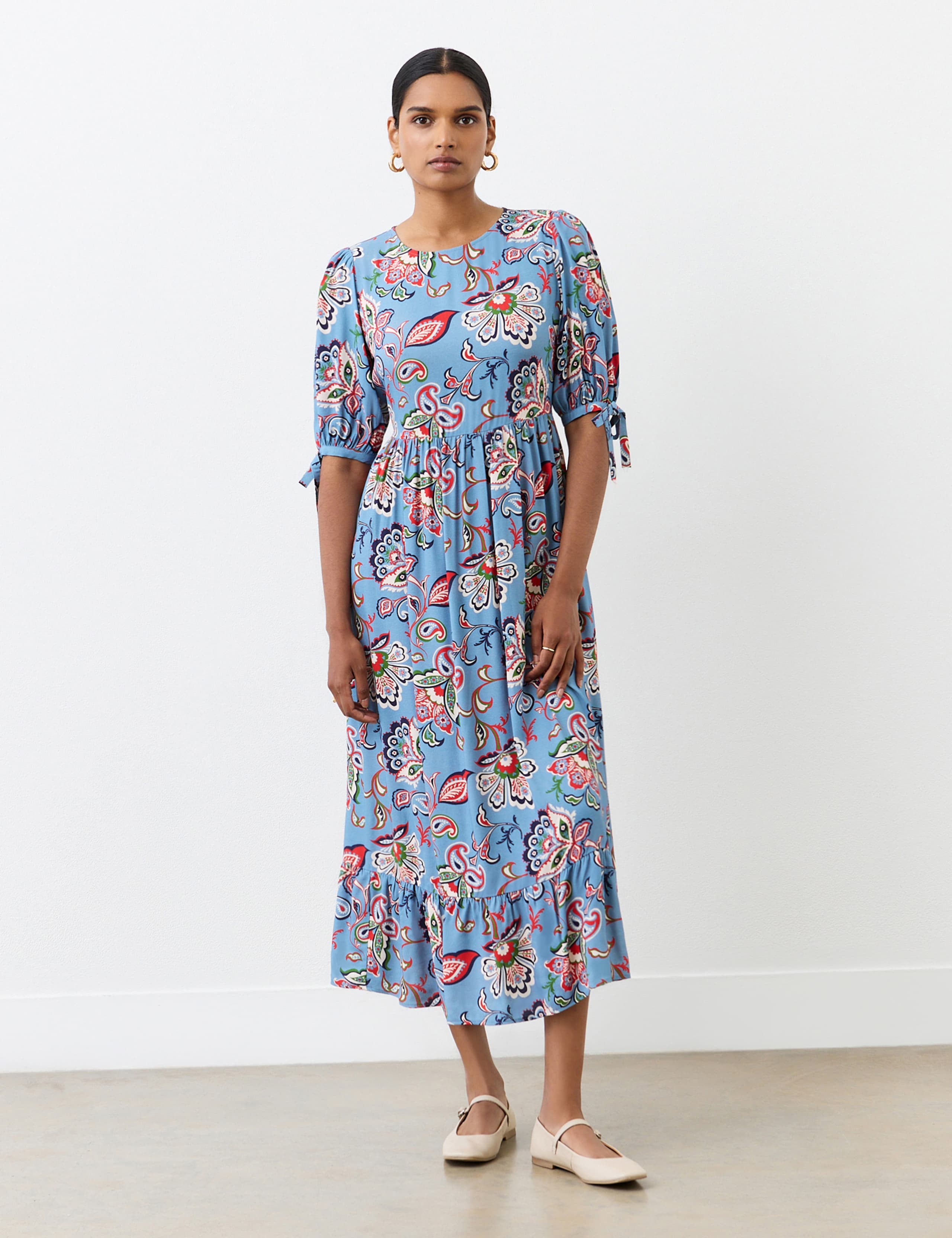 Crepe Floral Round Neck Midi Smock Dress