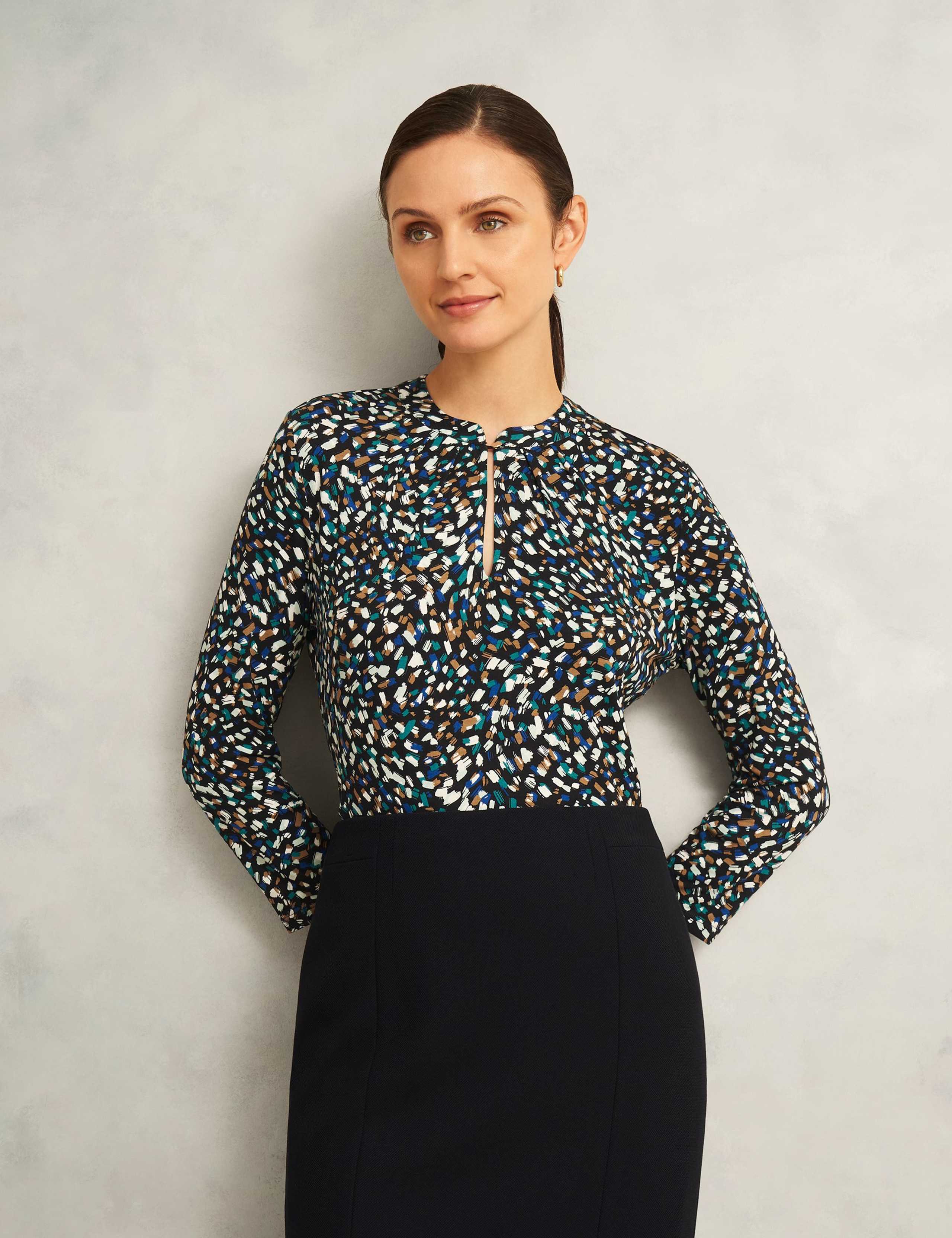 Jersey Printed Keyhole Top