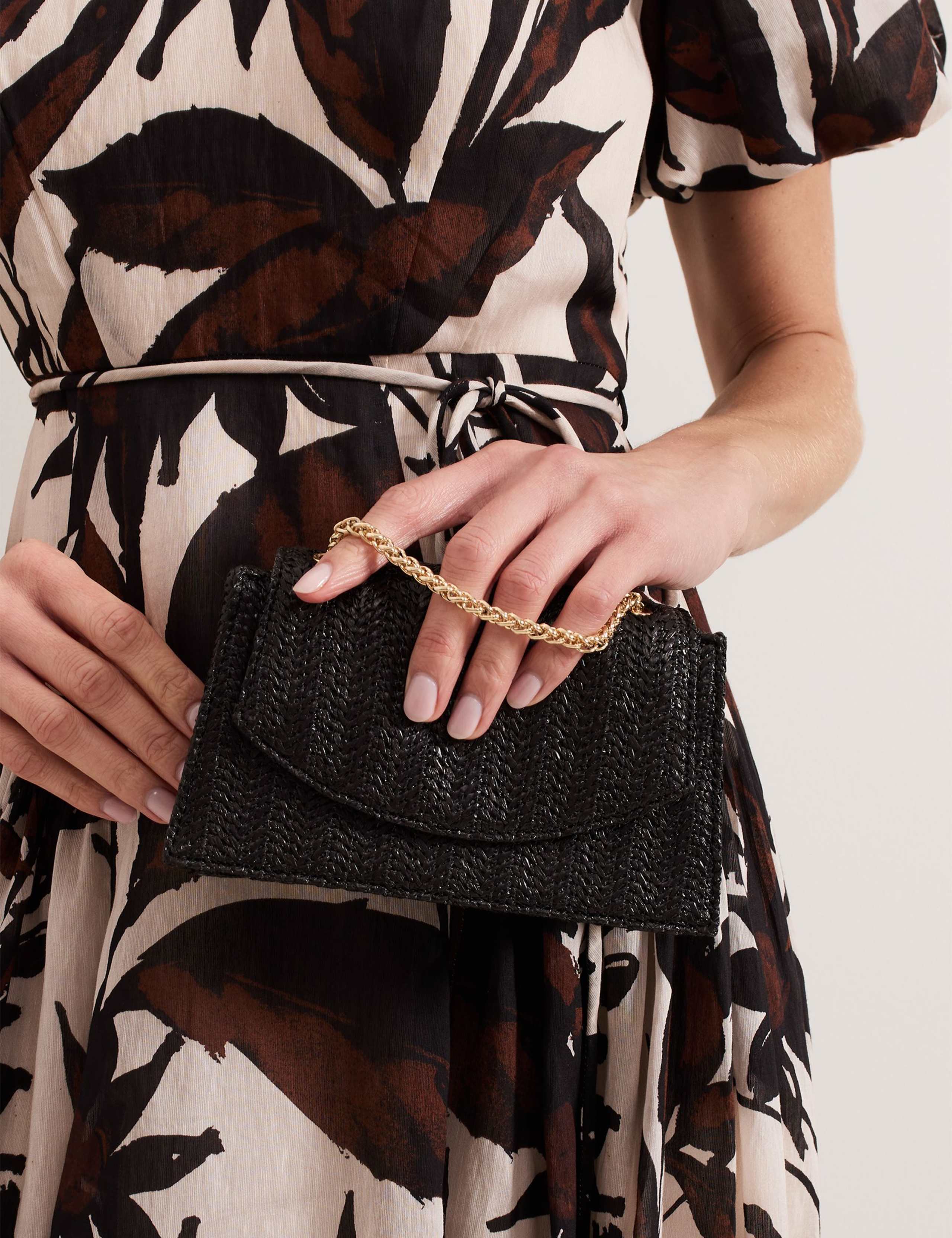 Raffia Chain Strap Clutch Bag
