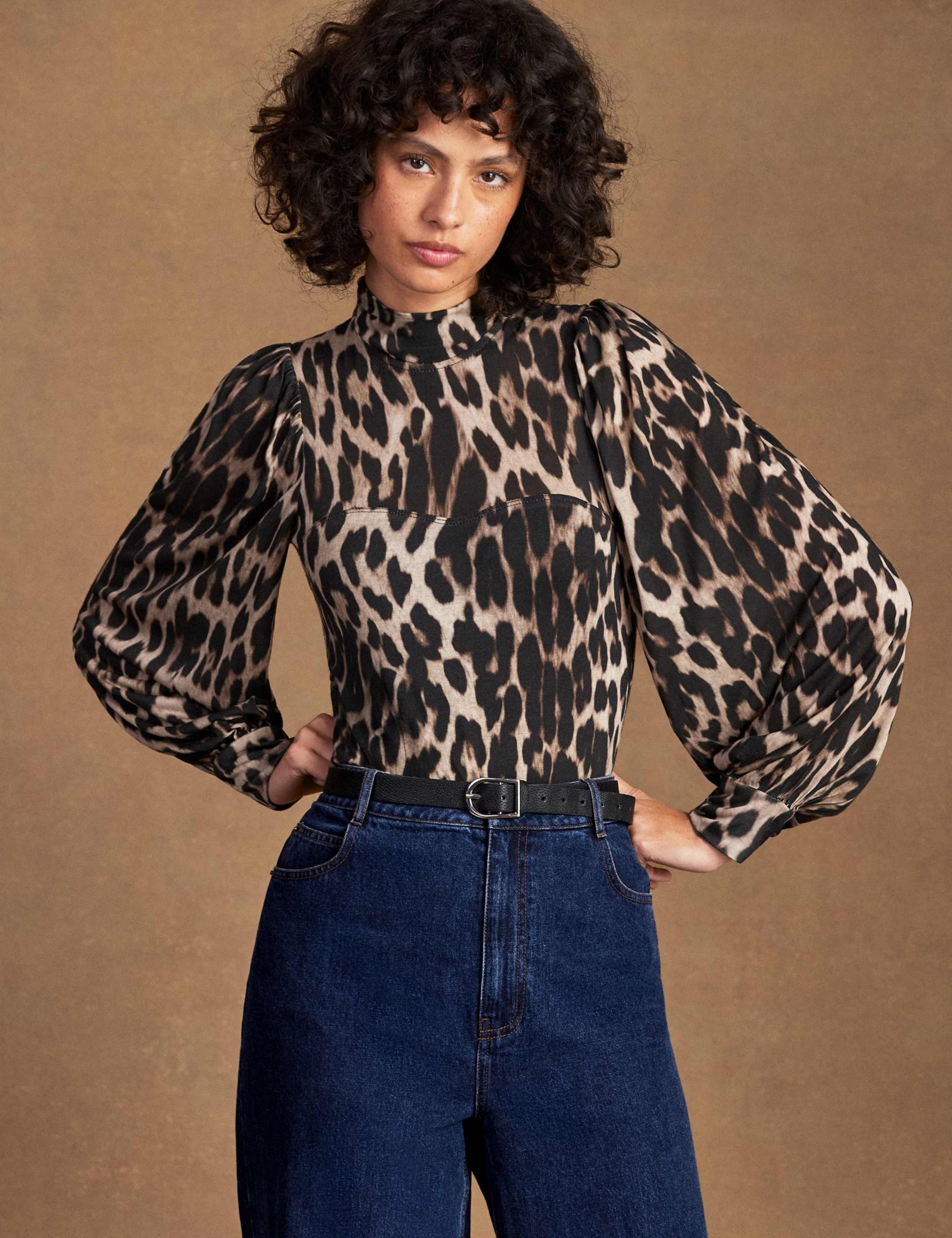 Leopard Print Puff Sleeve Bodysuit