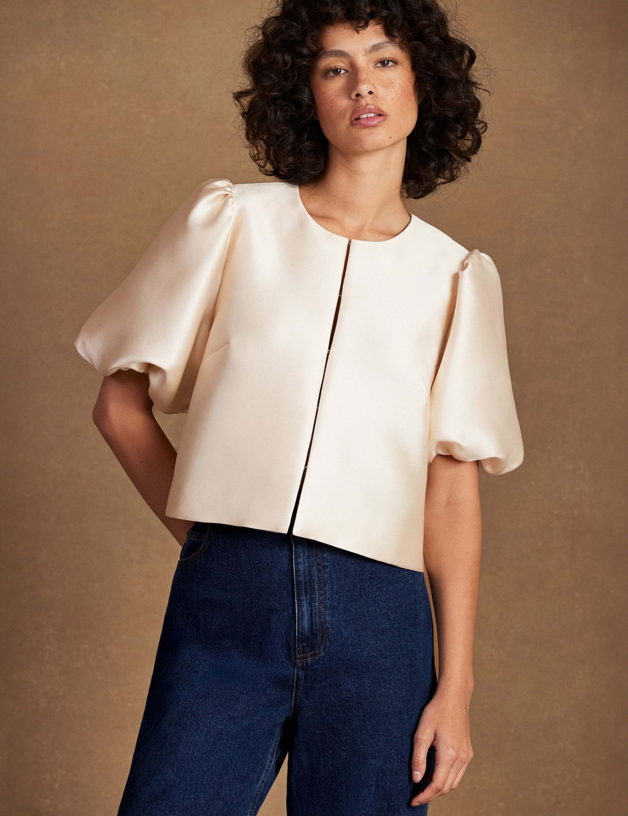 Round Neck Puff Sleeve Top