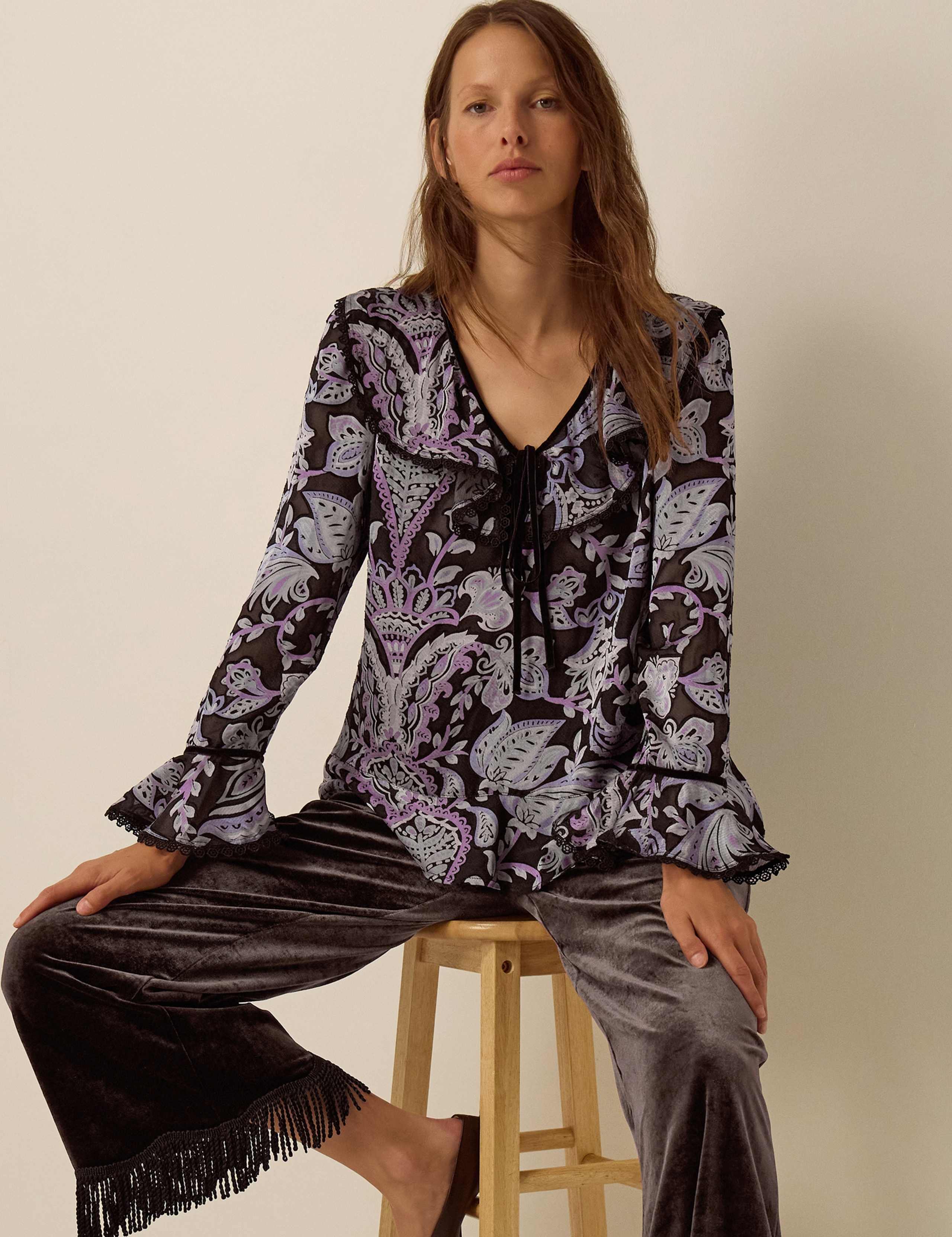 Printed Long Sleeve V Neck Blouse