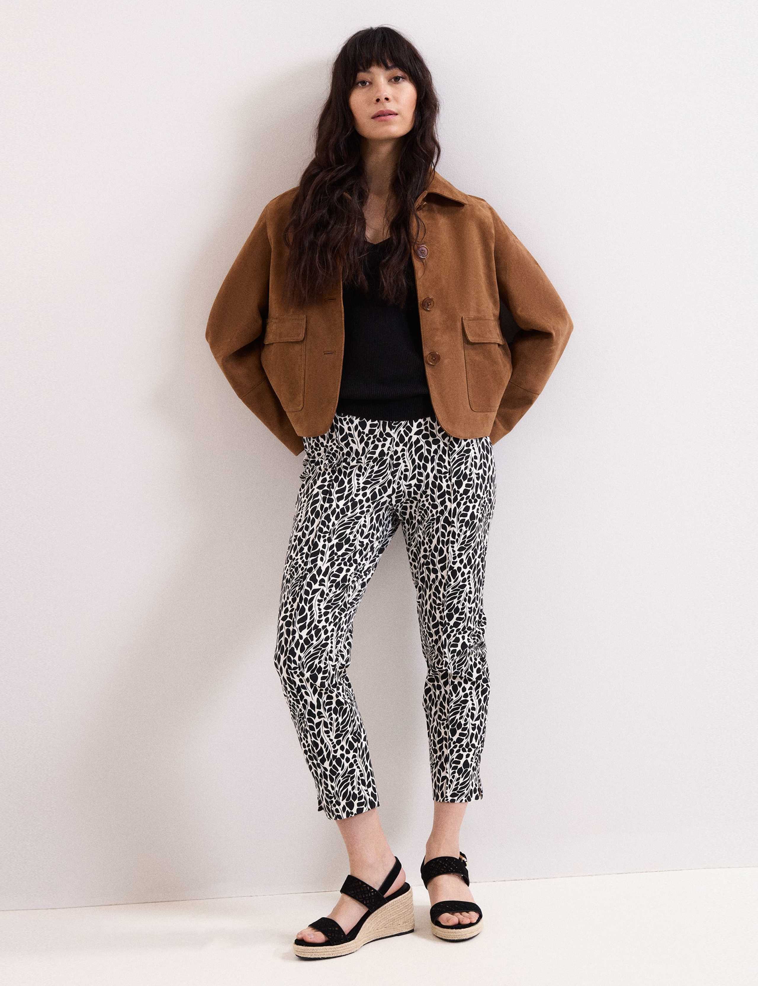 Printed Slim Fit Cropped Trousers